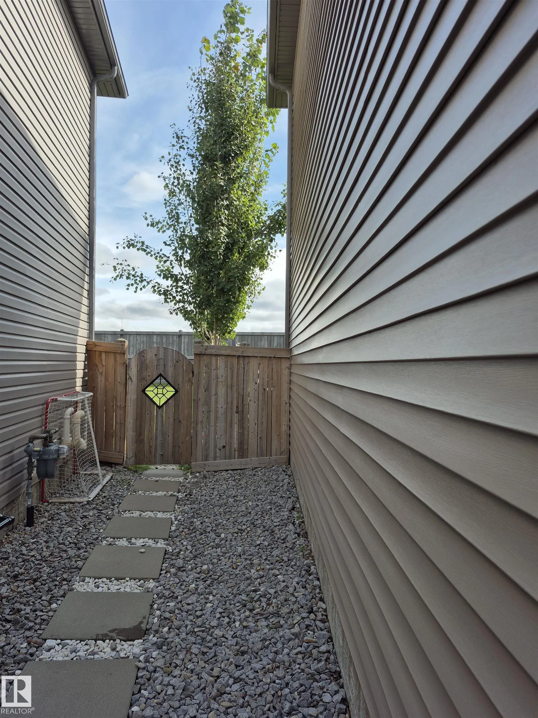 17023 38 Street