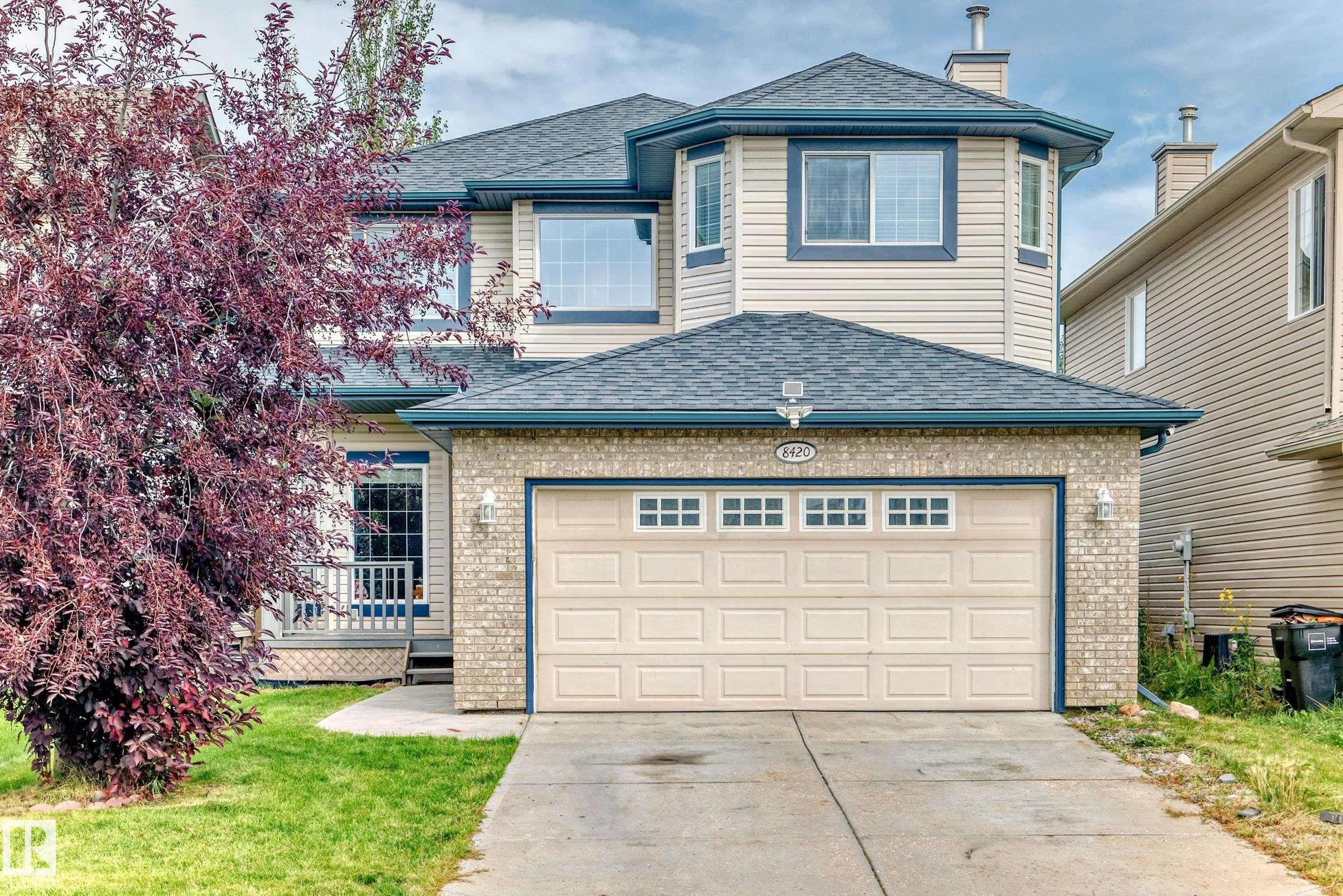 8420 SLOANE Crescent