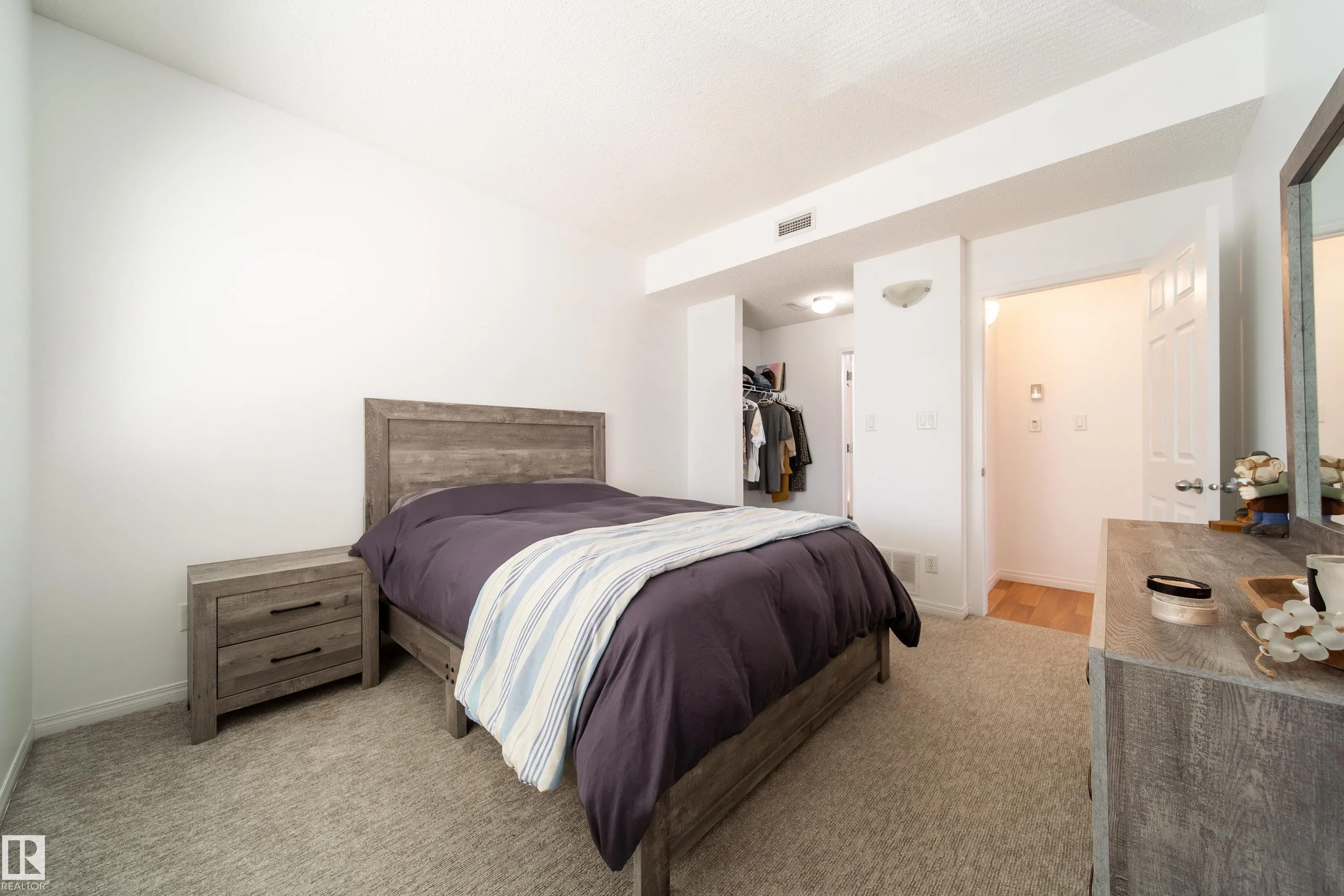 79 BELLEROSE Drive
