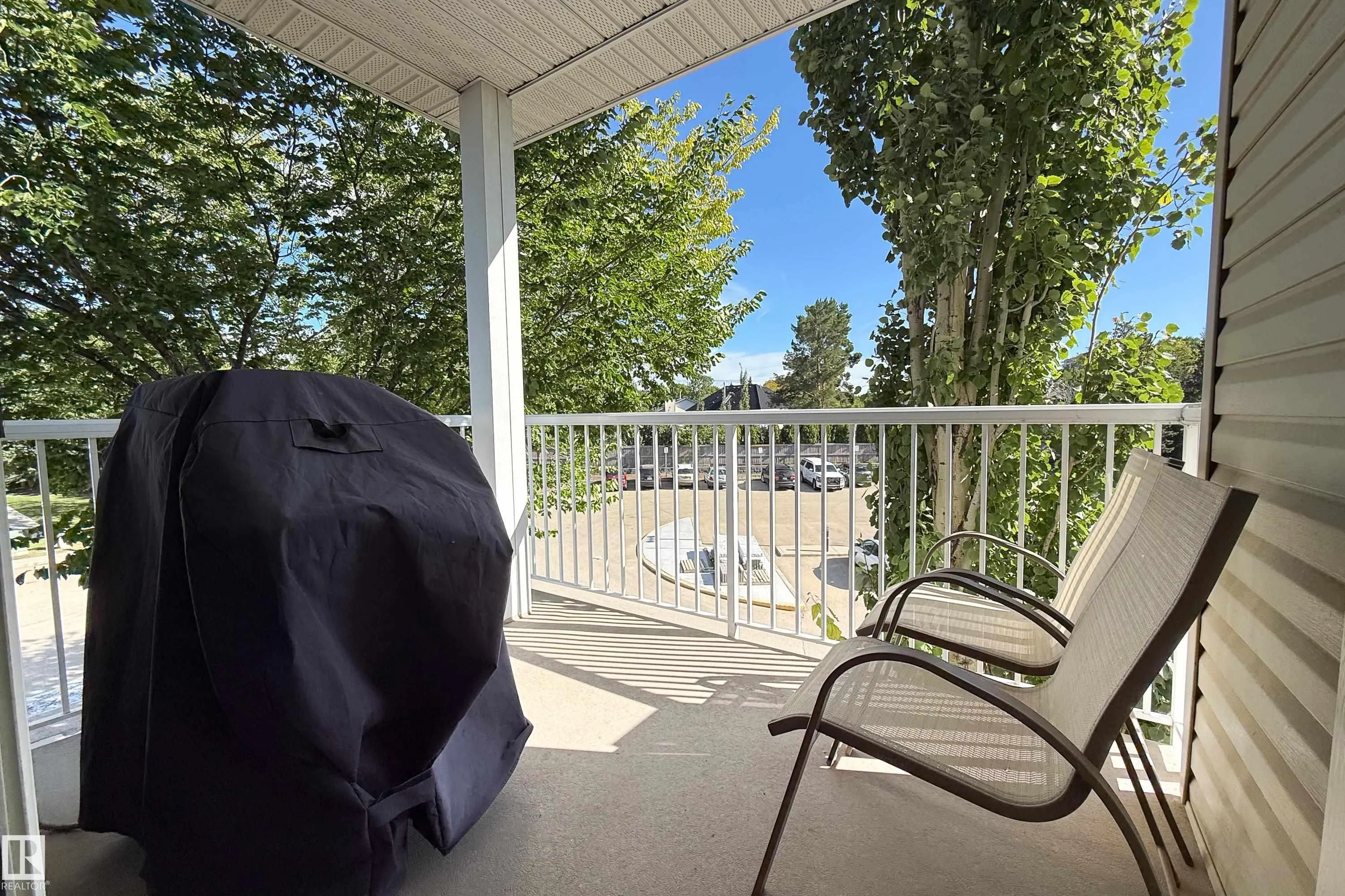 79 BELLEROSE Drive