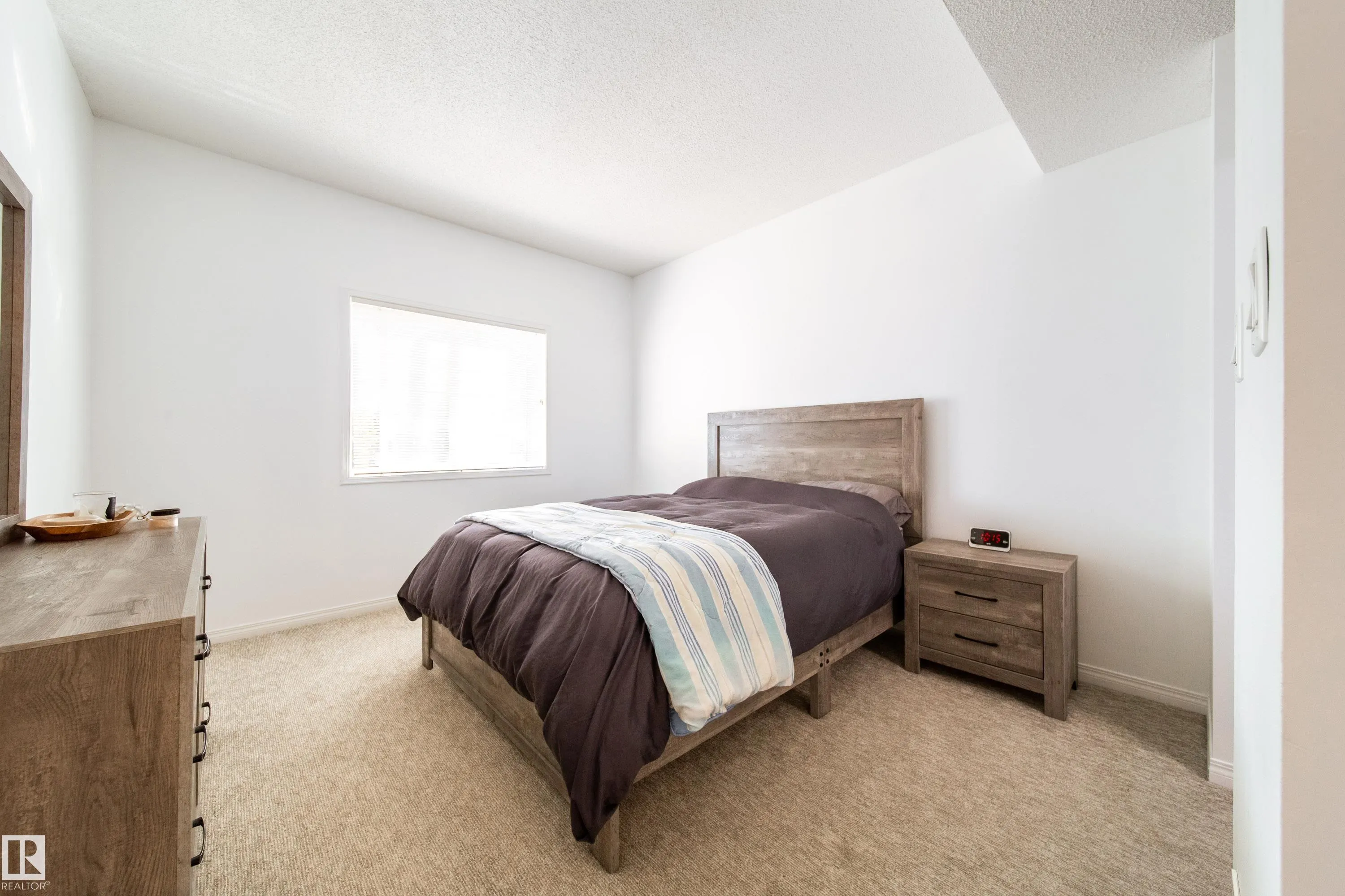 79 BELLEROSE Drive