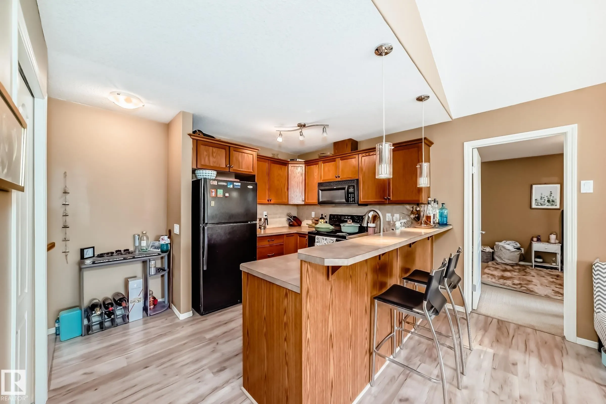 671 SILVER BERRY Road