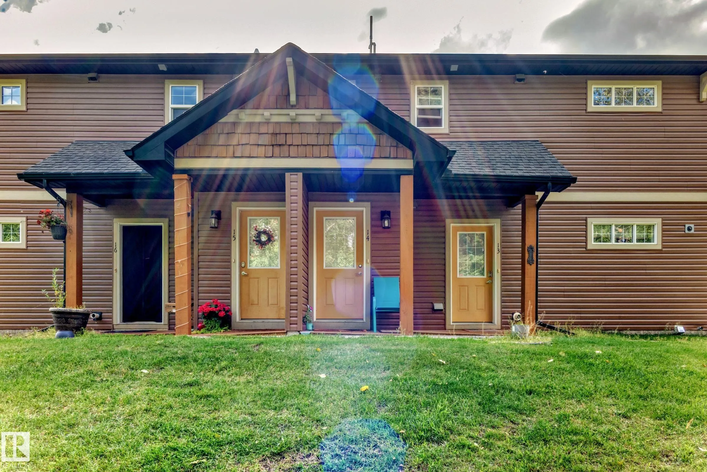 671 SILVER BERRY Road