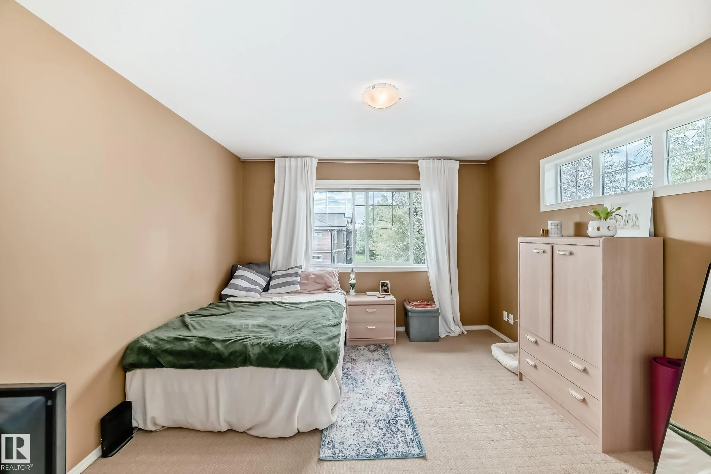 671 SILVER BERRY Road