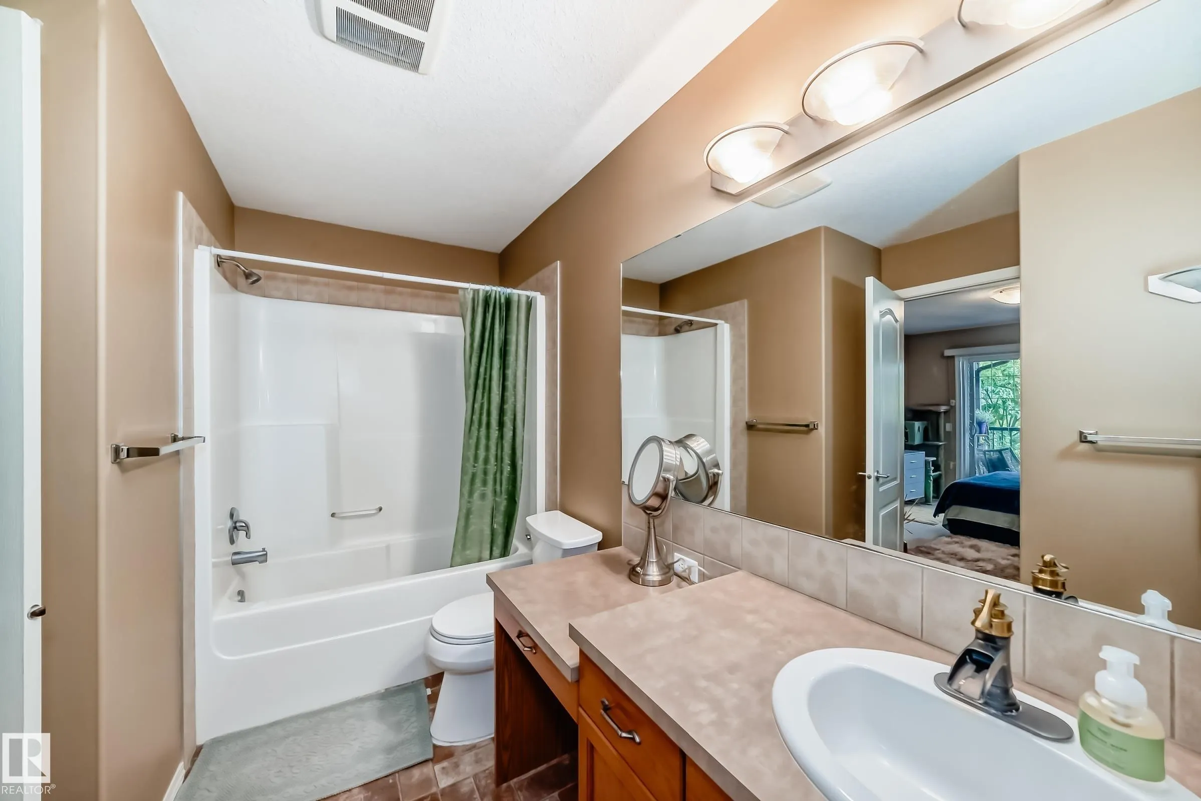 671 SILVER BERRY Road