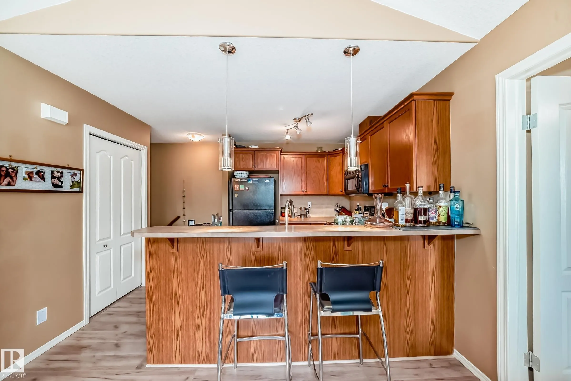 671 SILVER BERRY Road