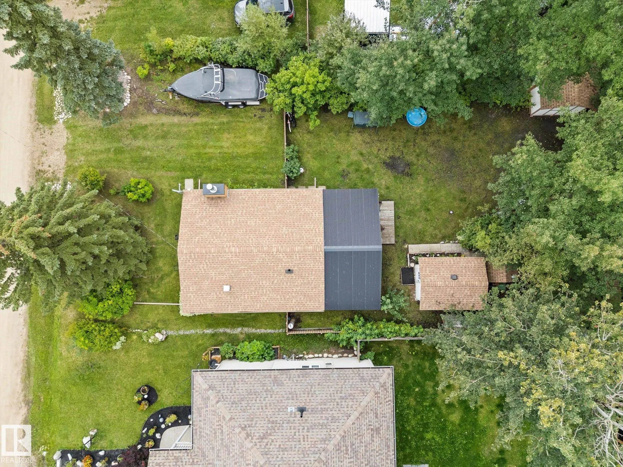 728 7 STREET