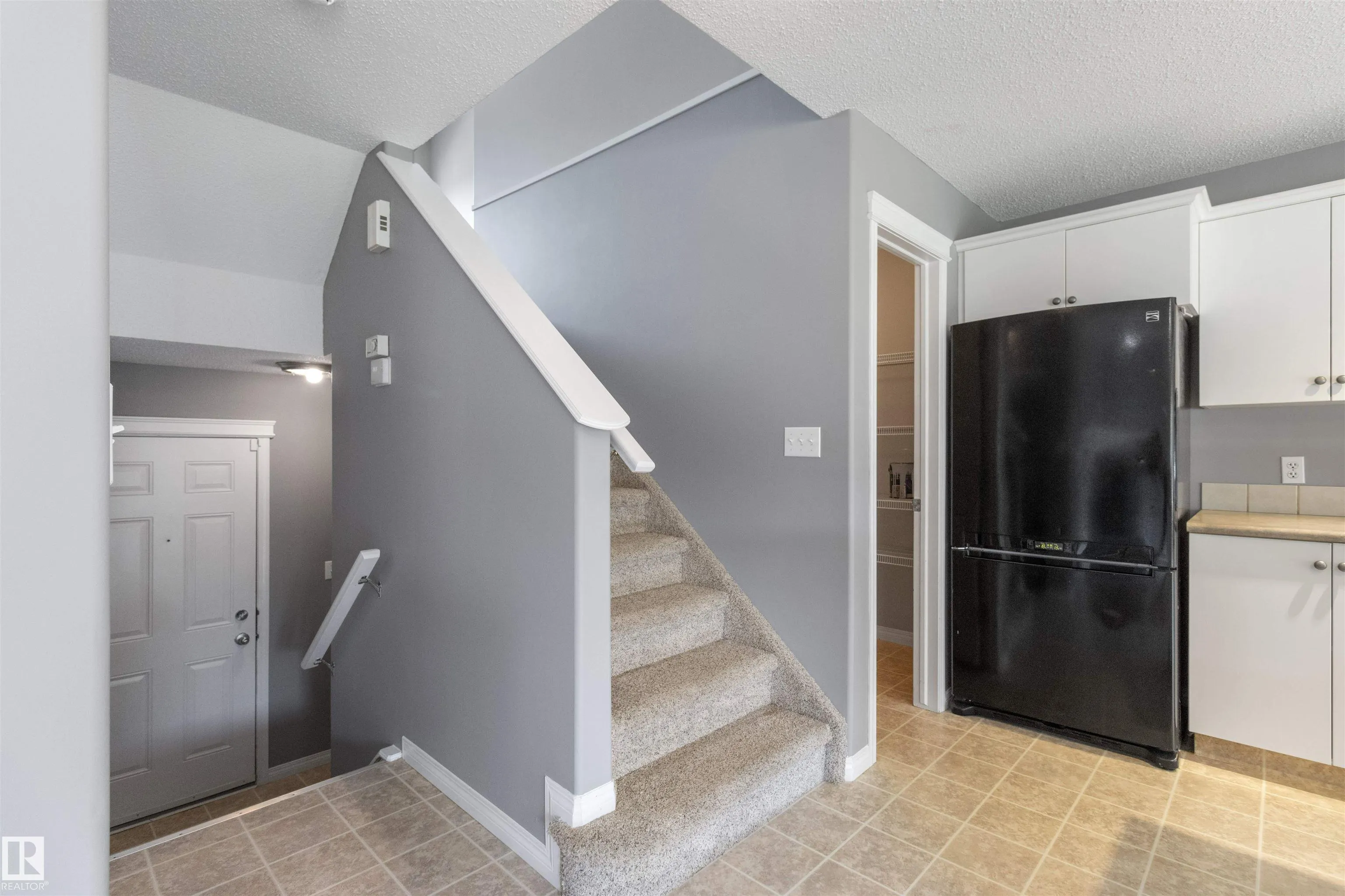367 SUMMERTON Crescent