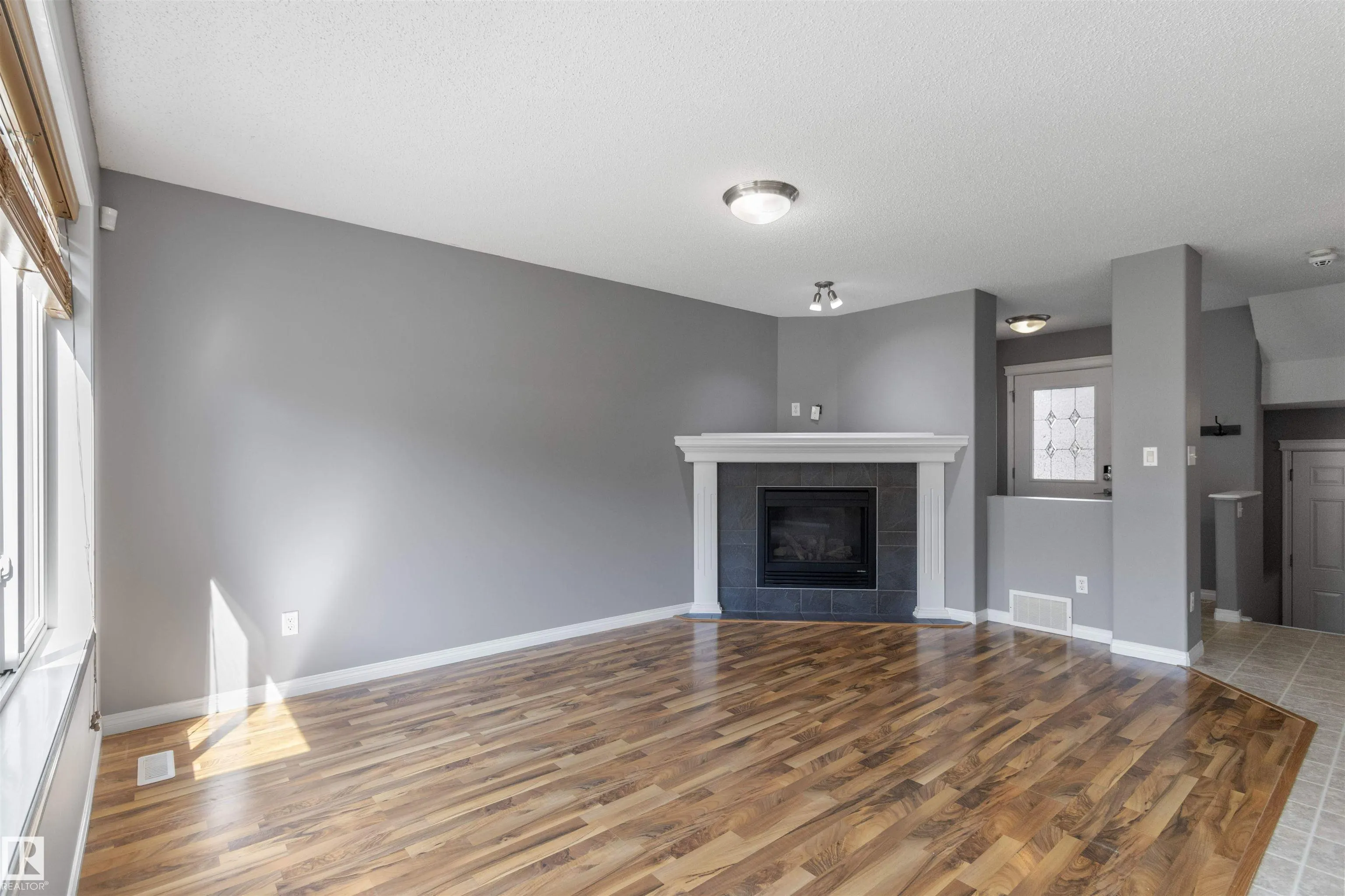 367 SUMMERTON Crescent