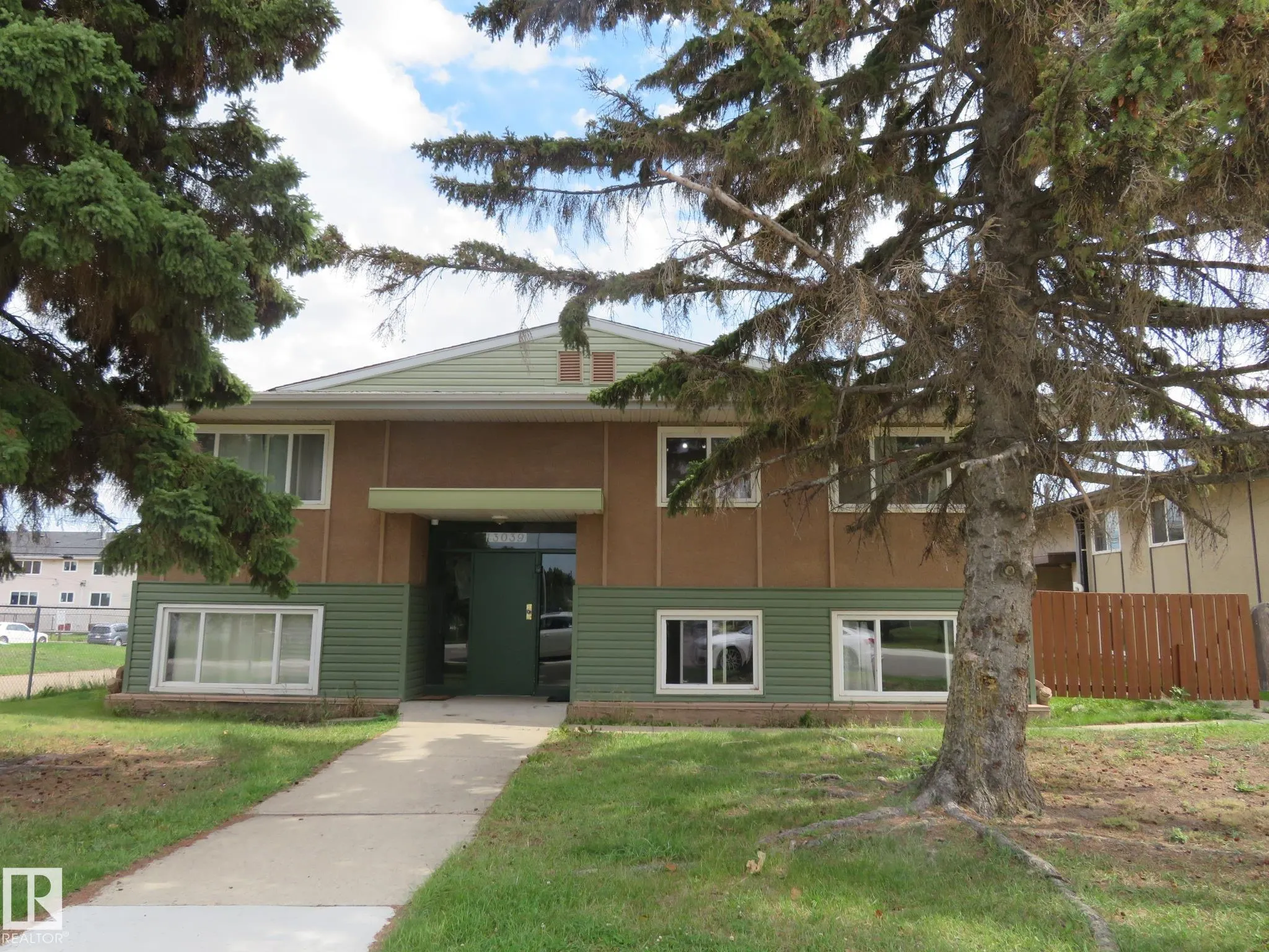 13039 83 Street