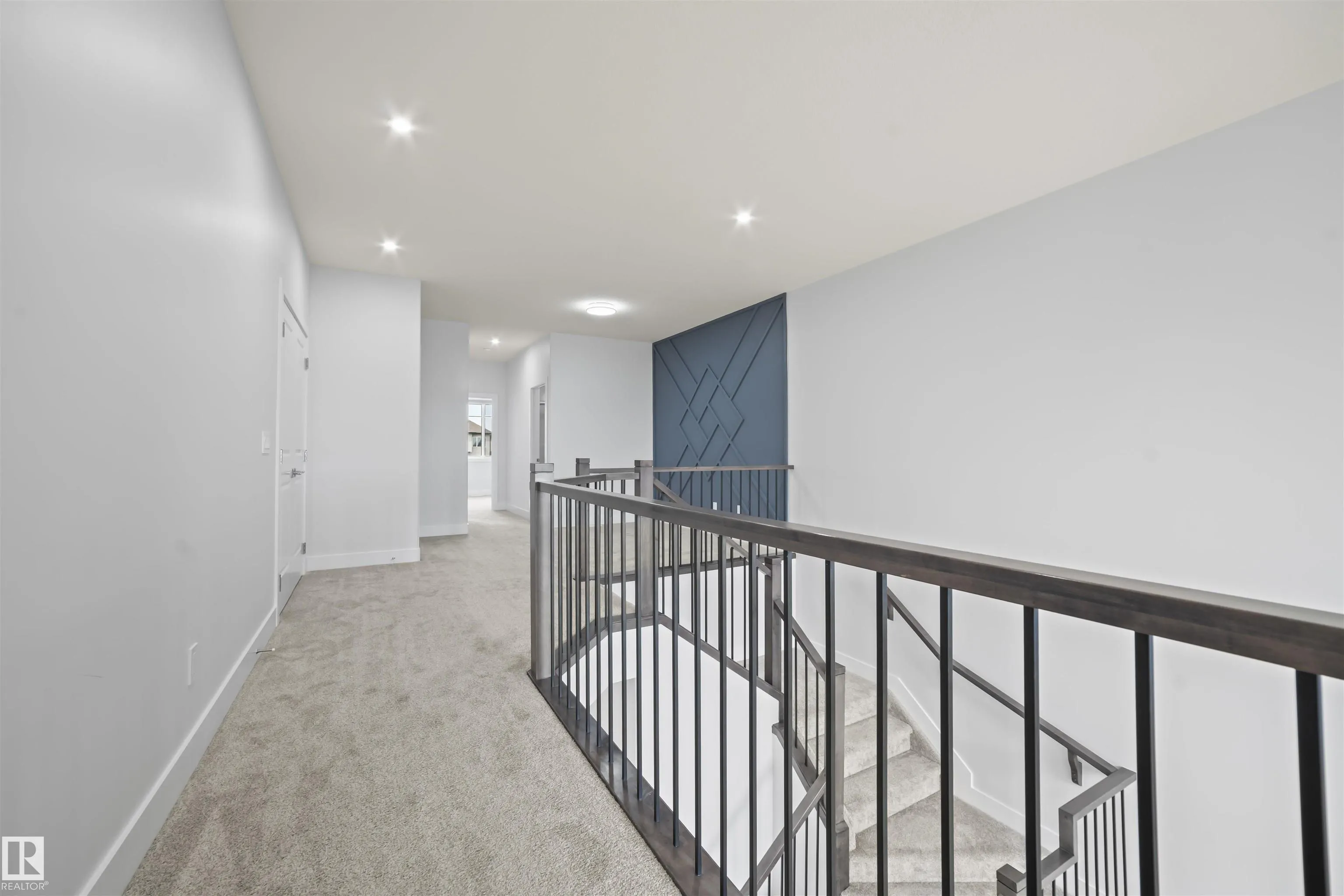 16819 47 St