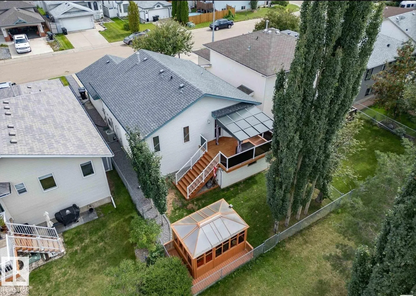 27 HALDEN Crescent