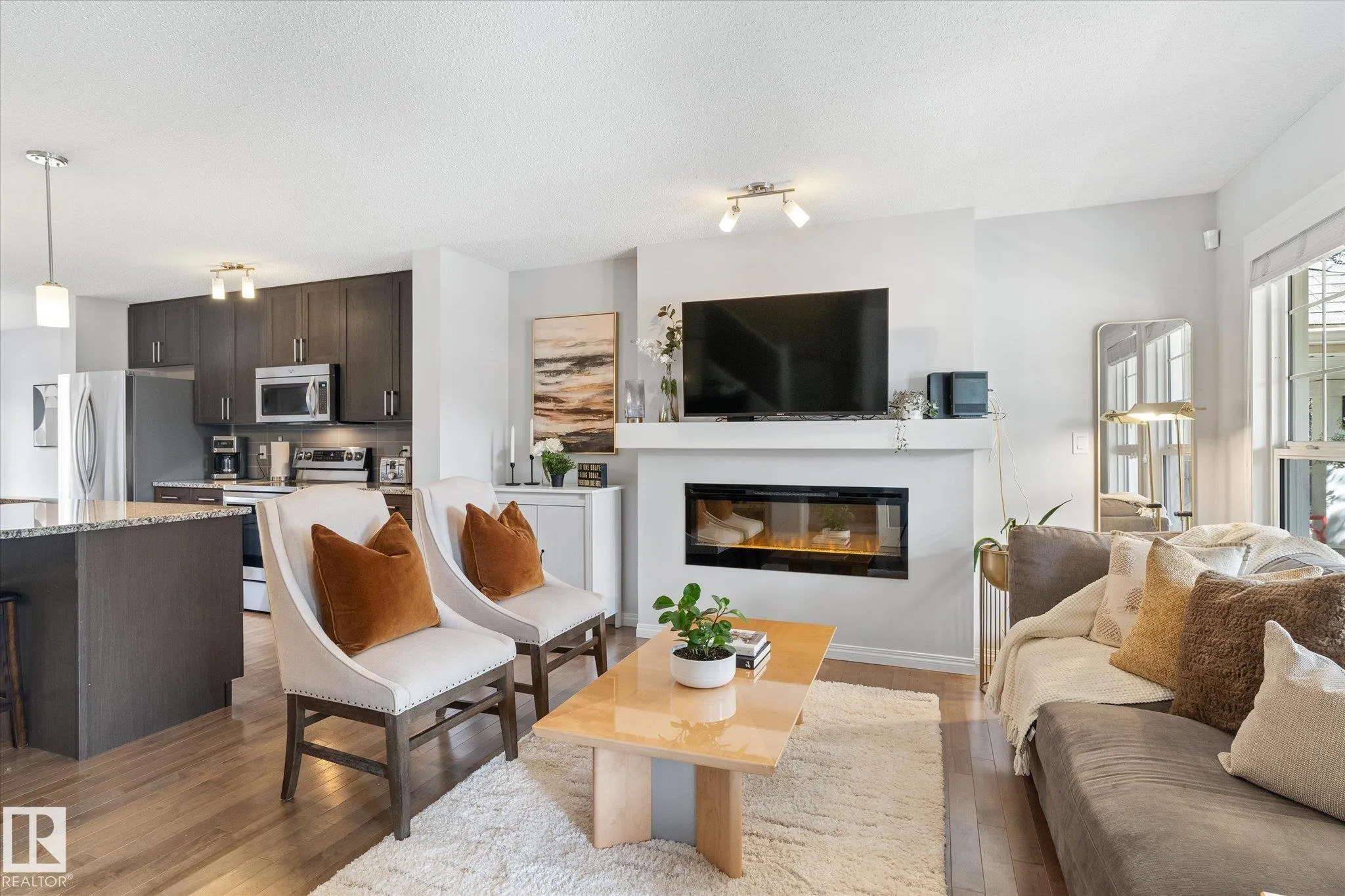 7991 ERASMUS Crescent