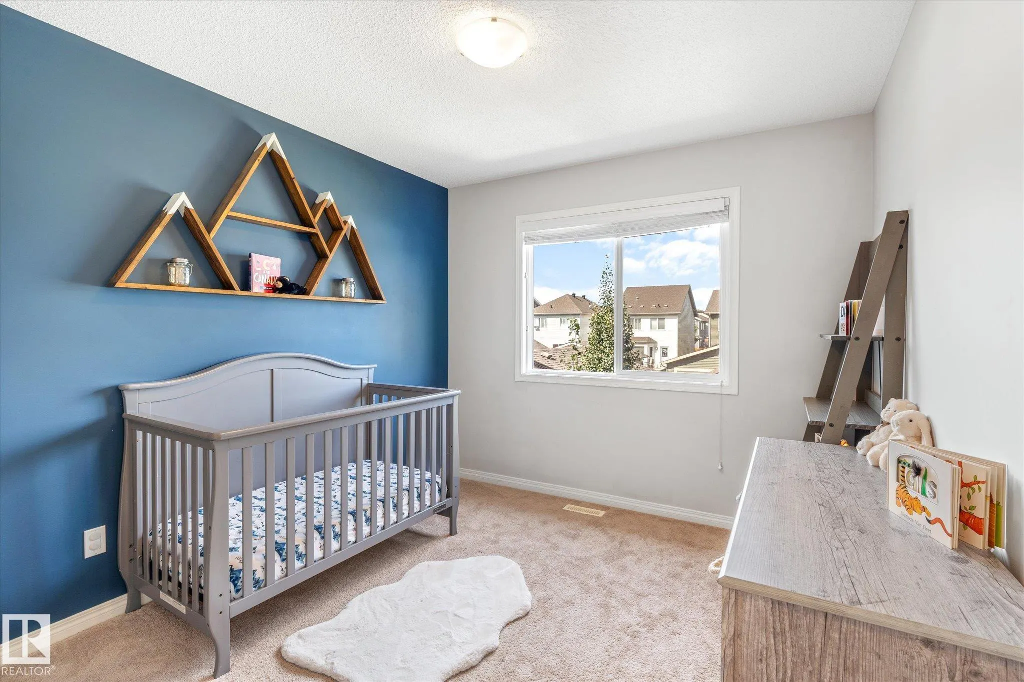 7991 ERASMUS Crescent