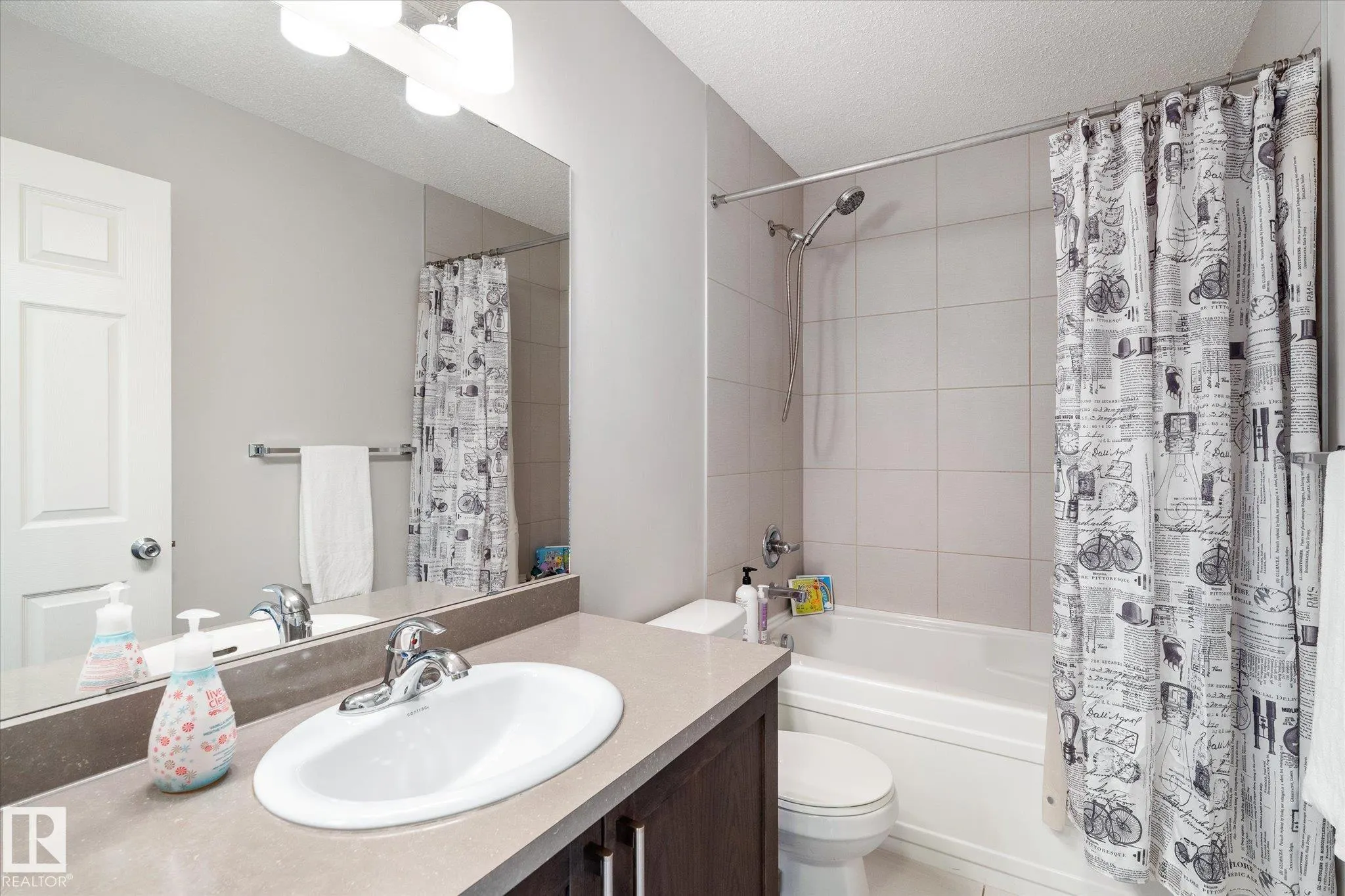 7991 ERASMUS Crescent
