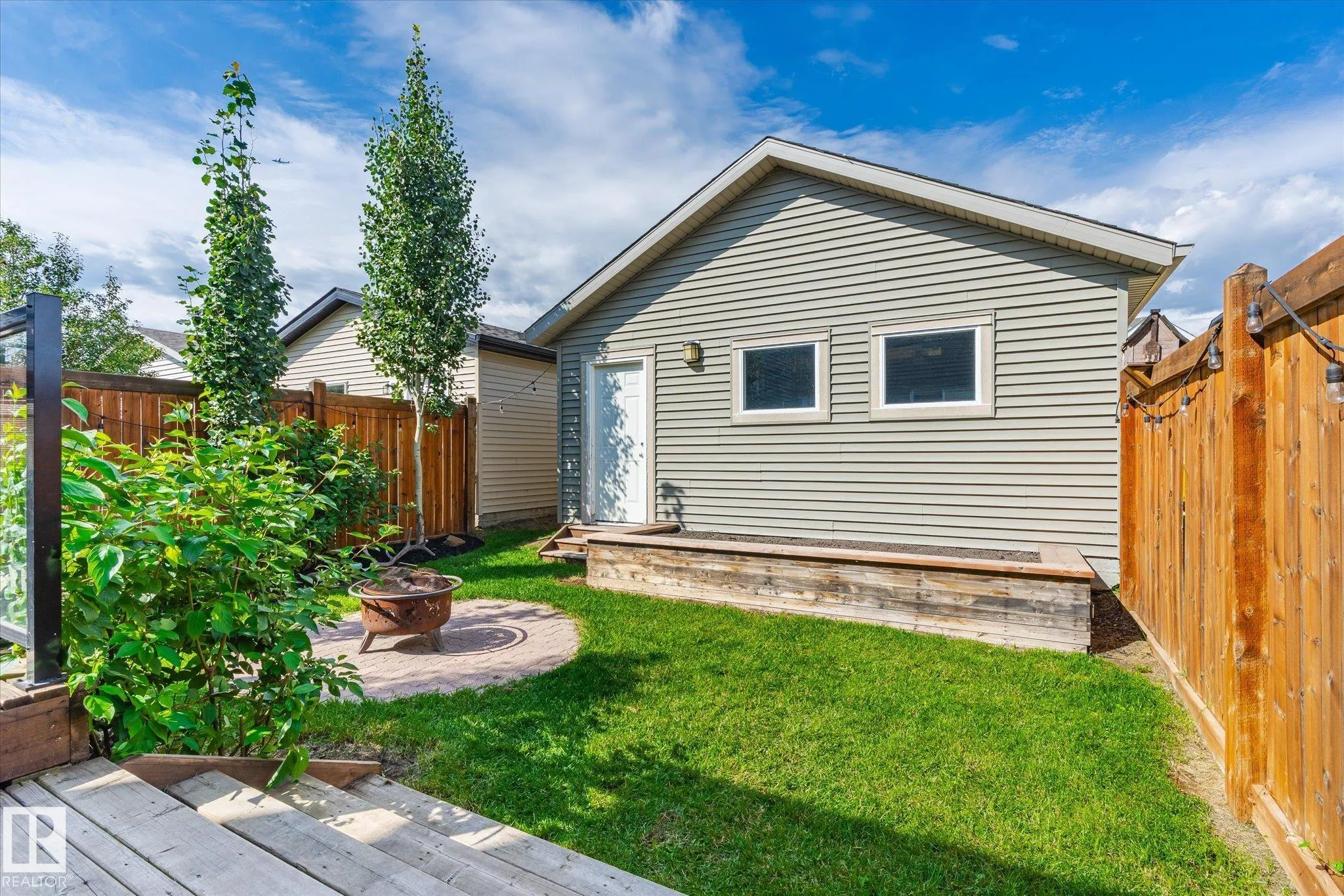 7991 ERASMUS Crescent