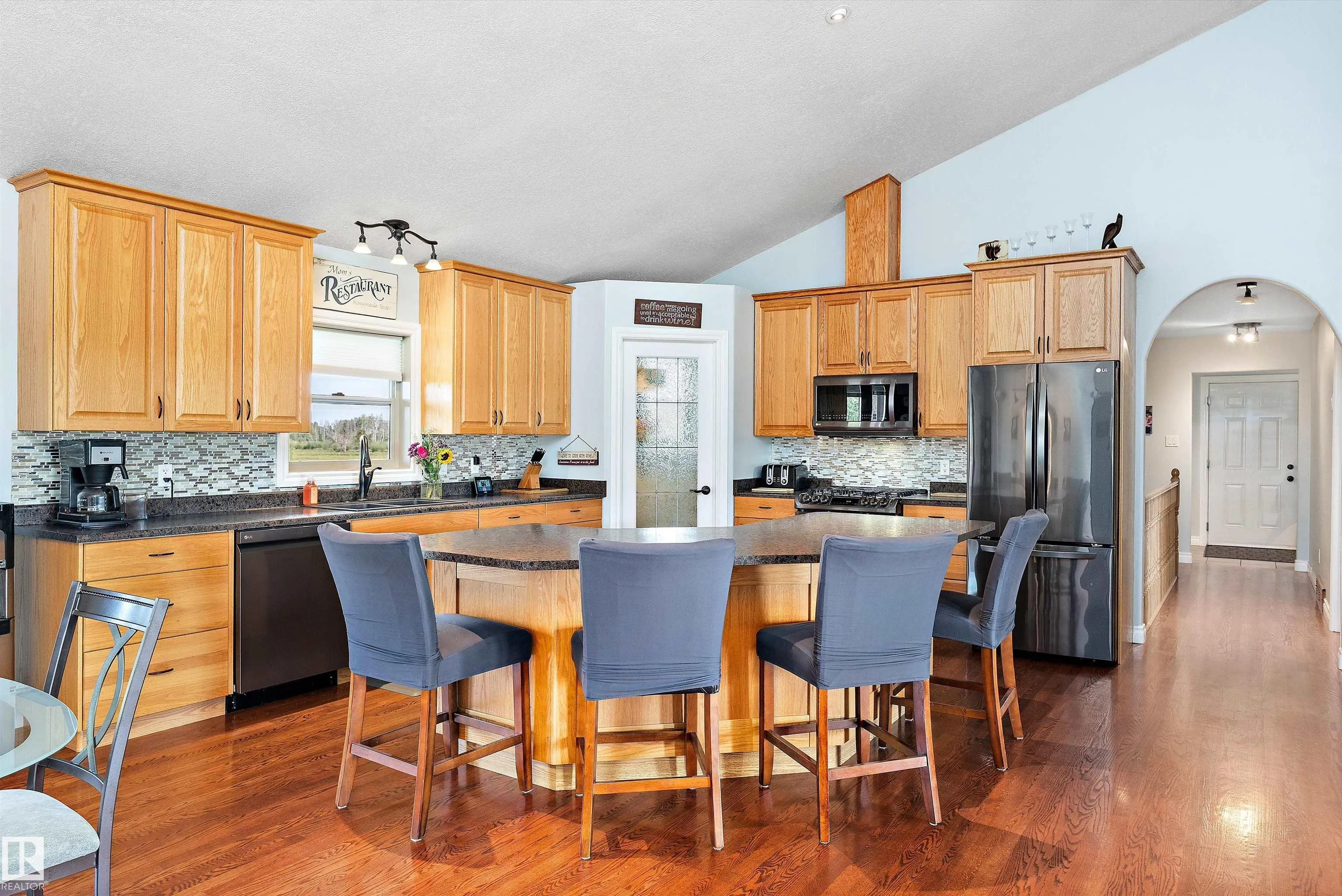1018 TWP ROAD 512