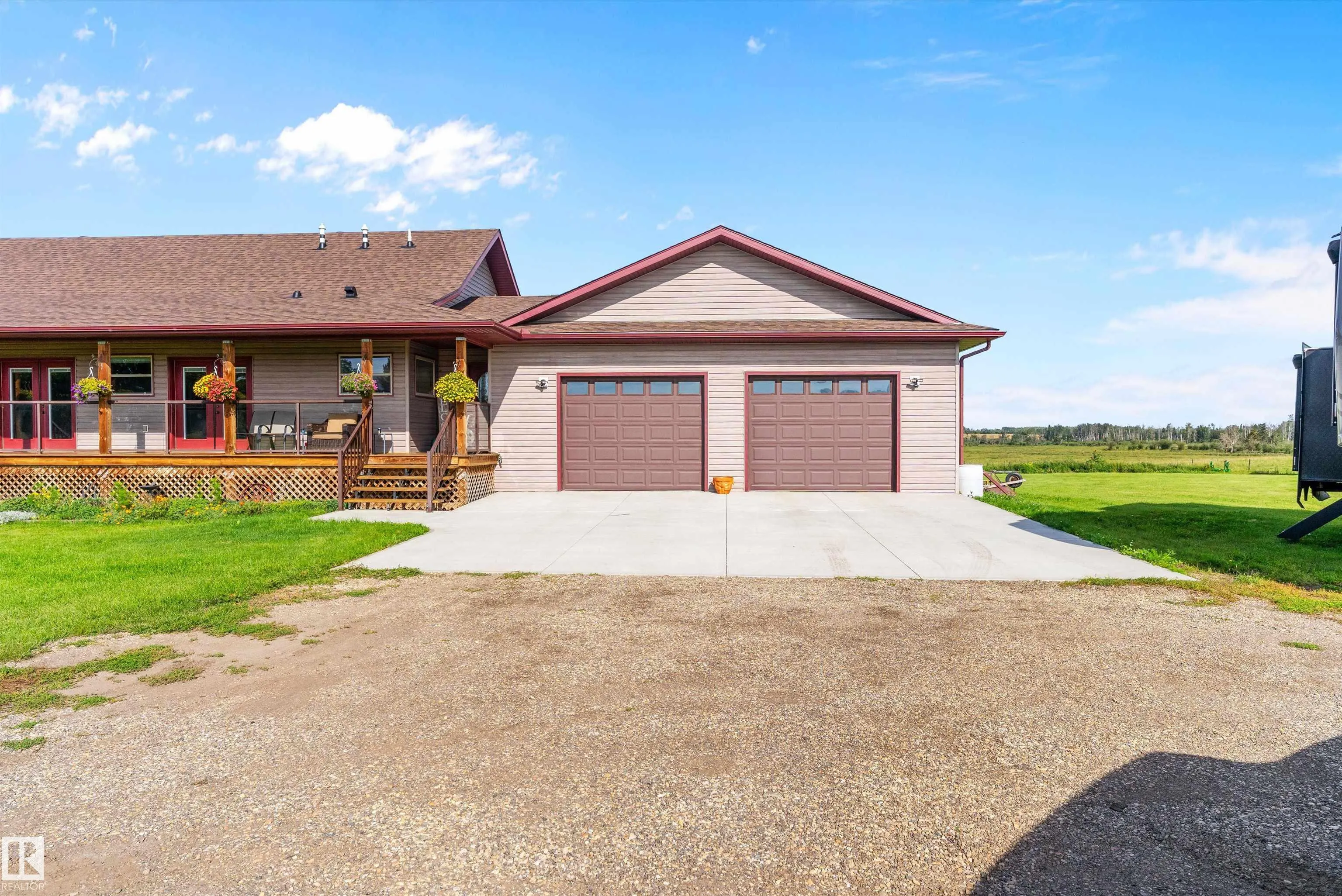 1018 TWP ROAD 512