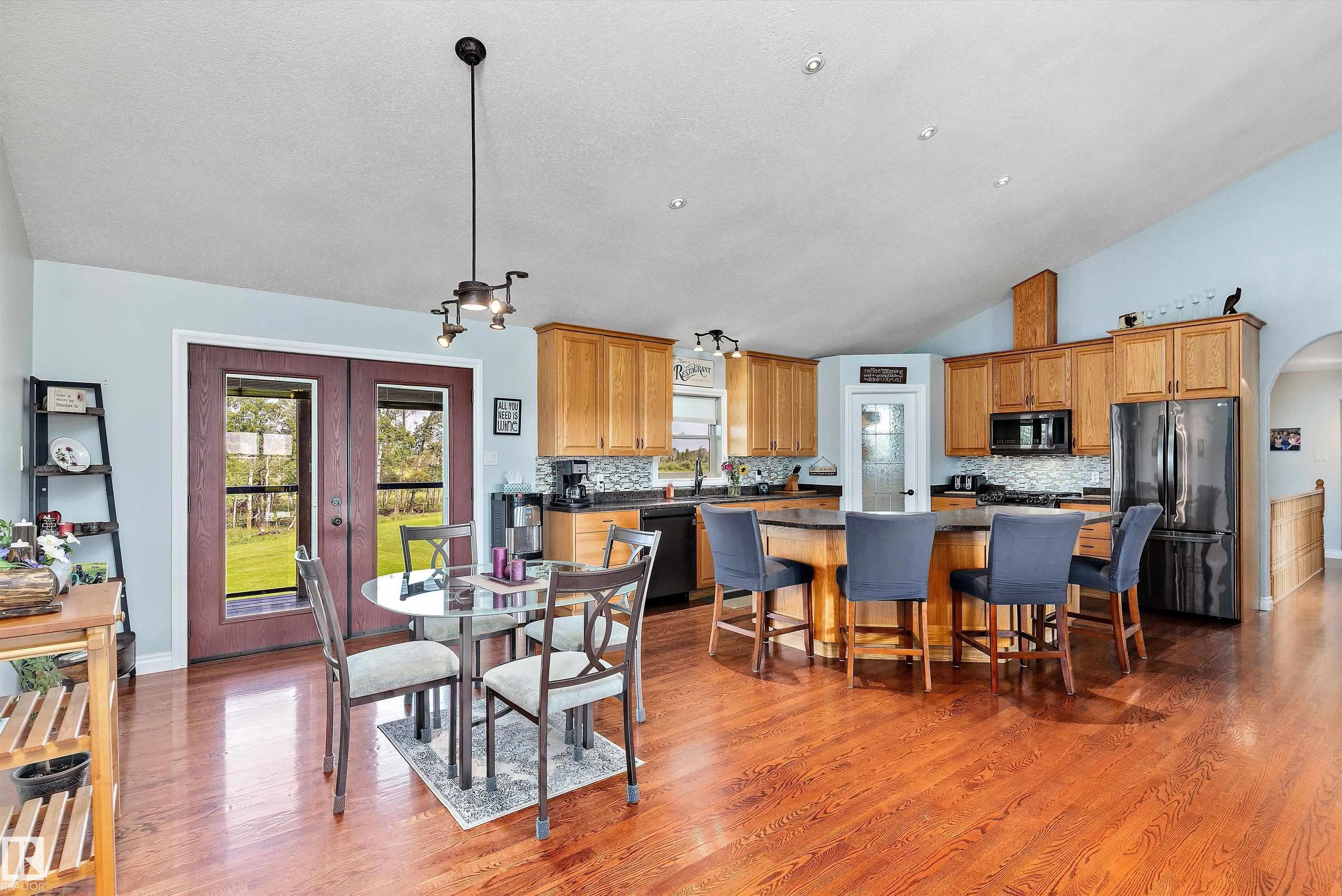 1018 TWP ROAD 512