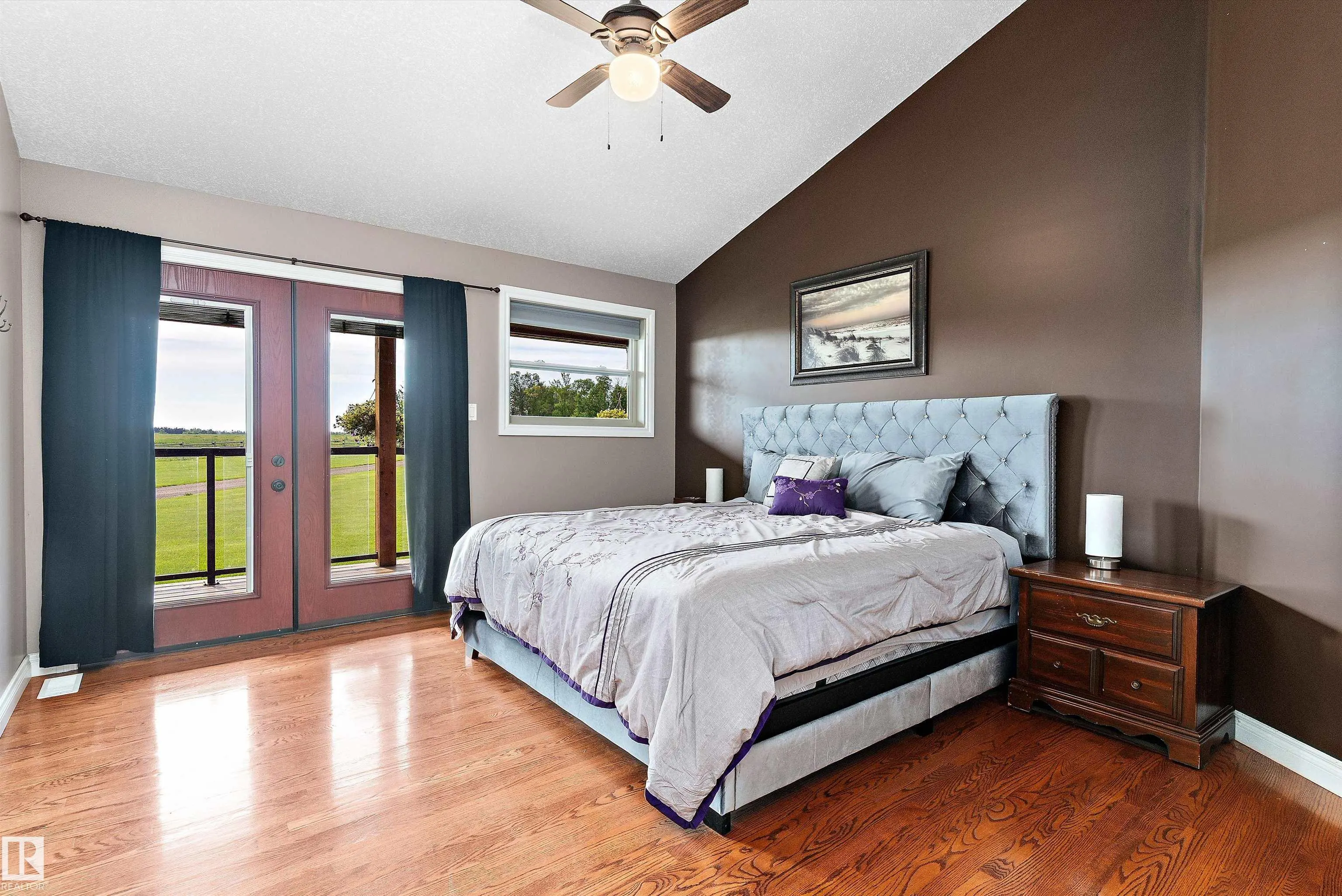 1018 TWP ROAD 512