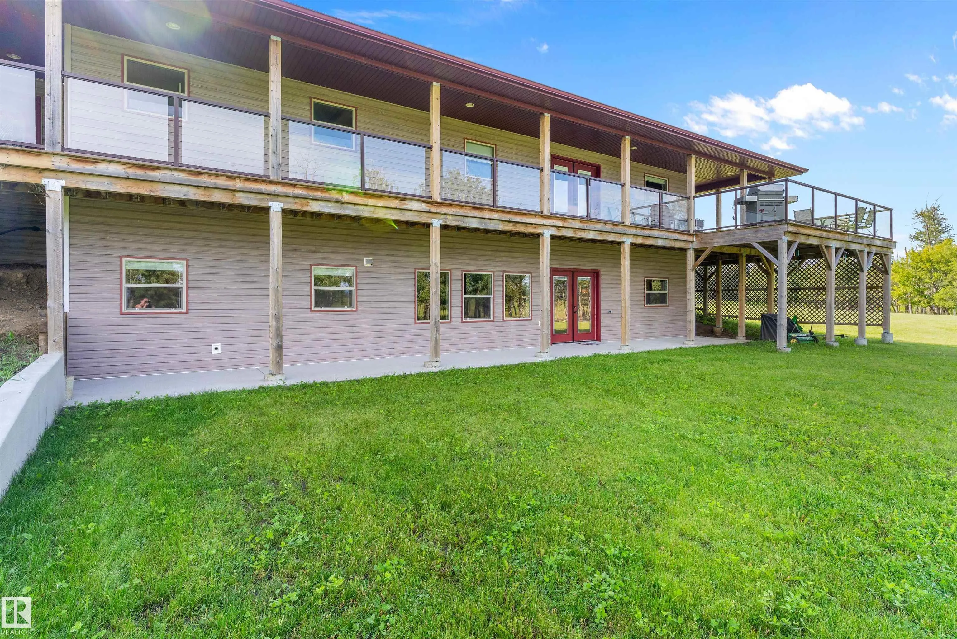 1018 TWP ROAD 512