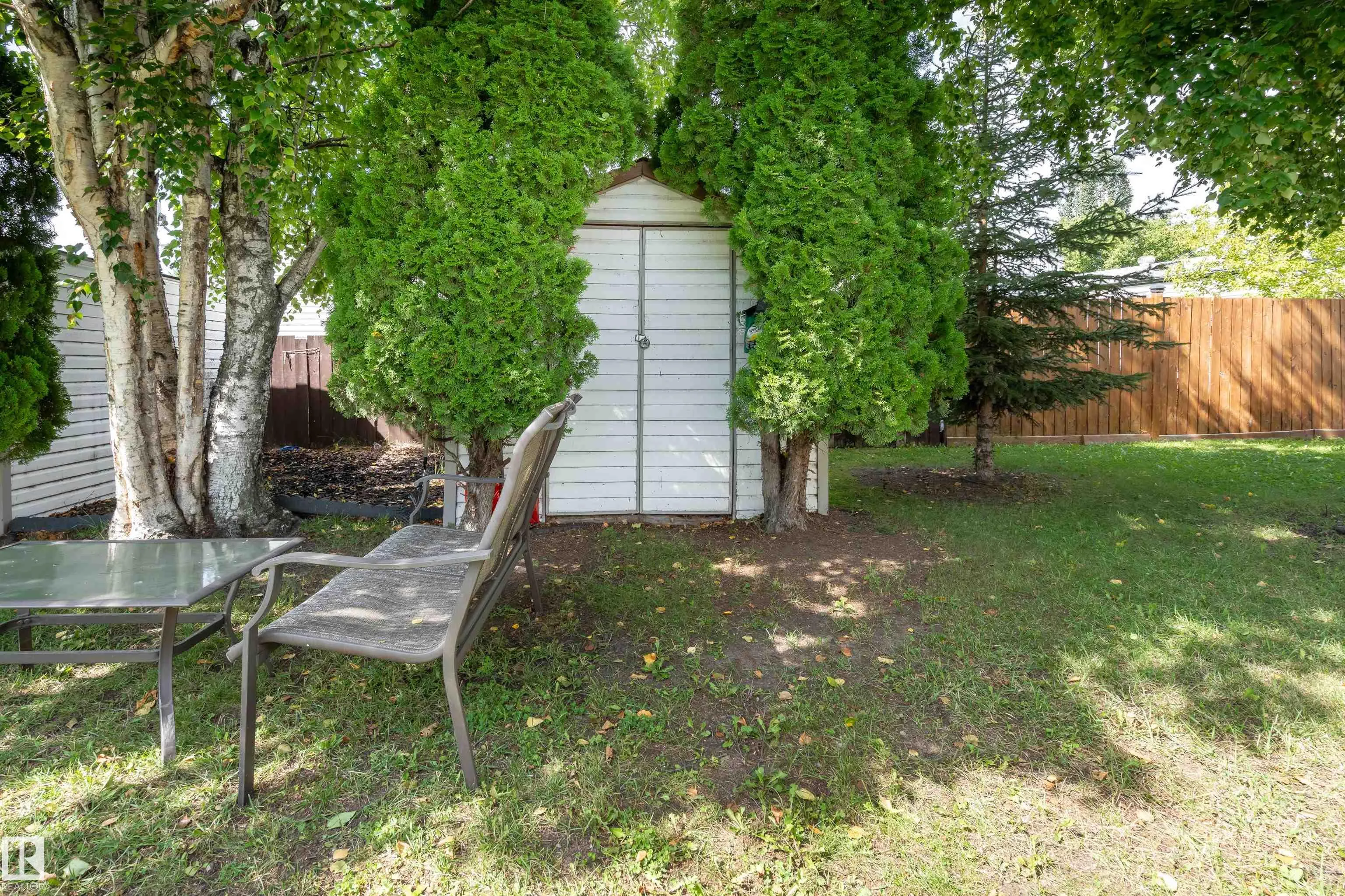 2438 Lakeview Bay