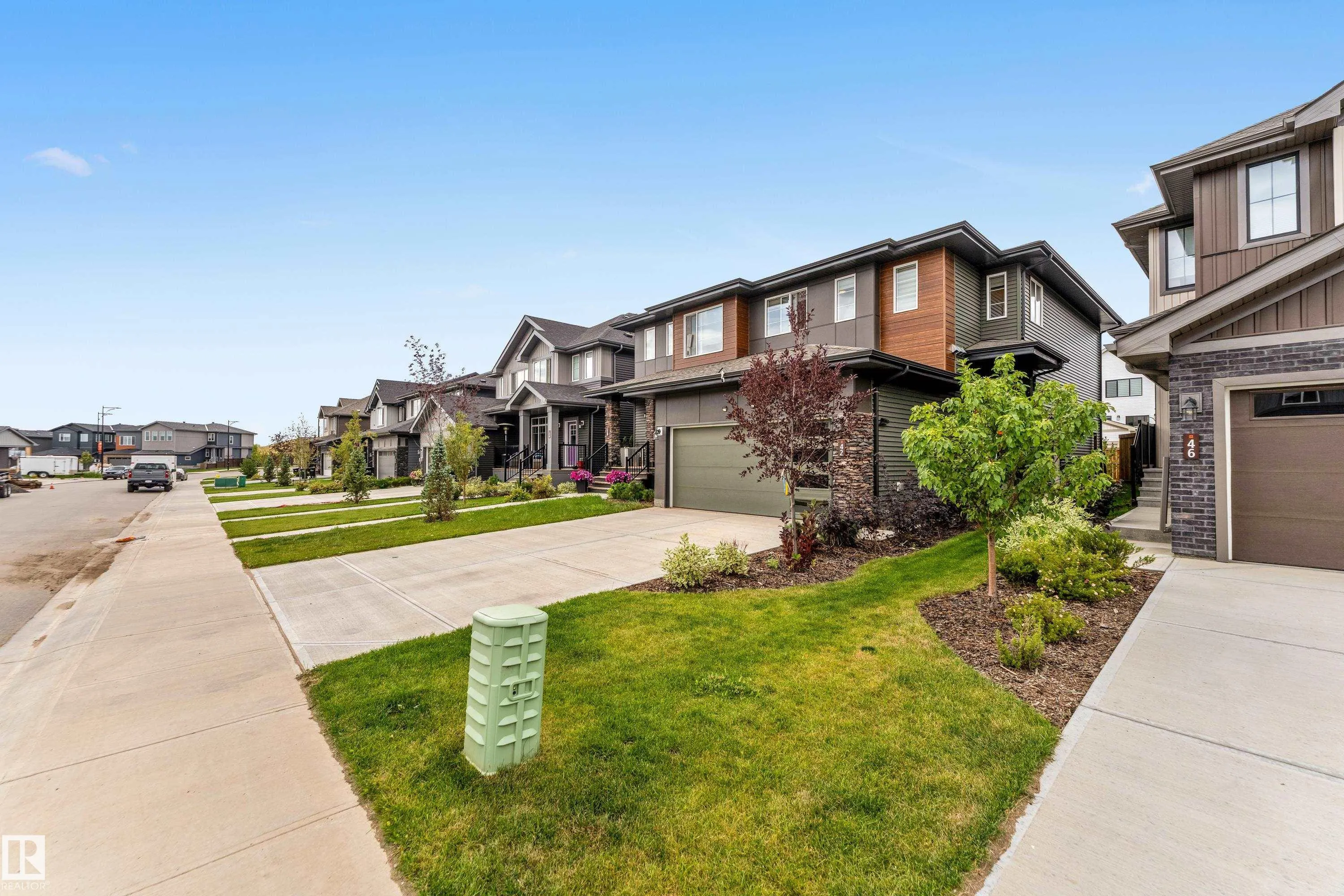 42 CERBAT CRESCENT Crescent