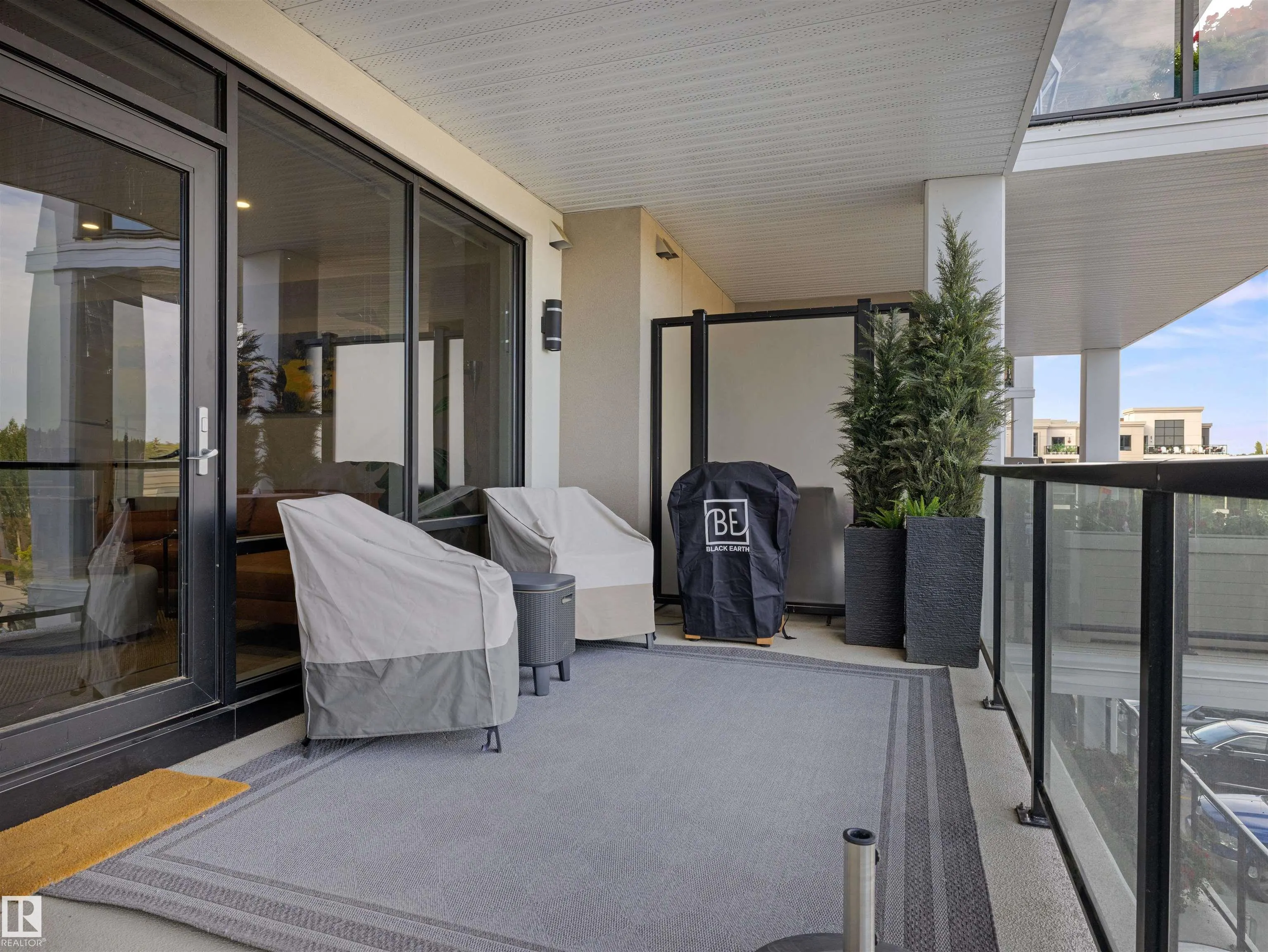 200 BELLEROSE Drive