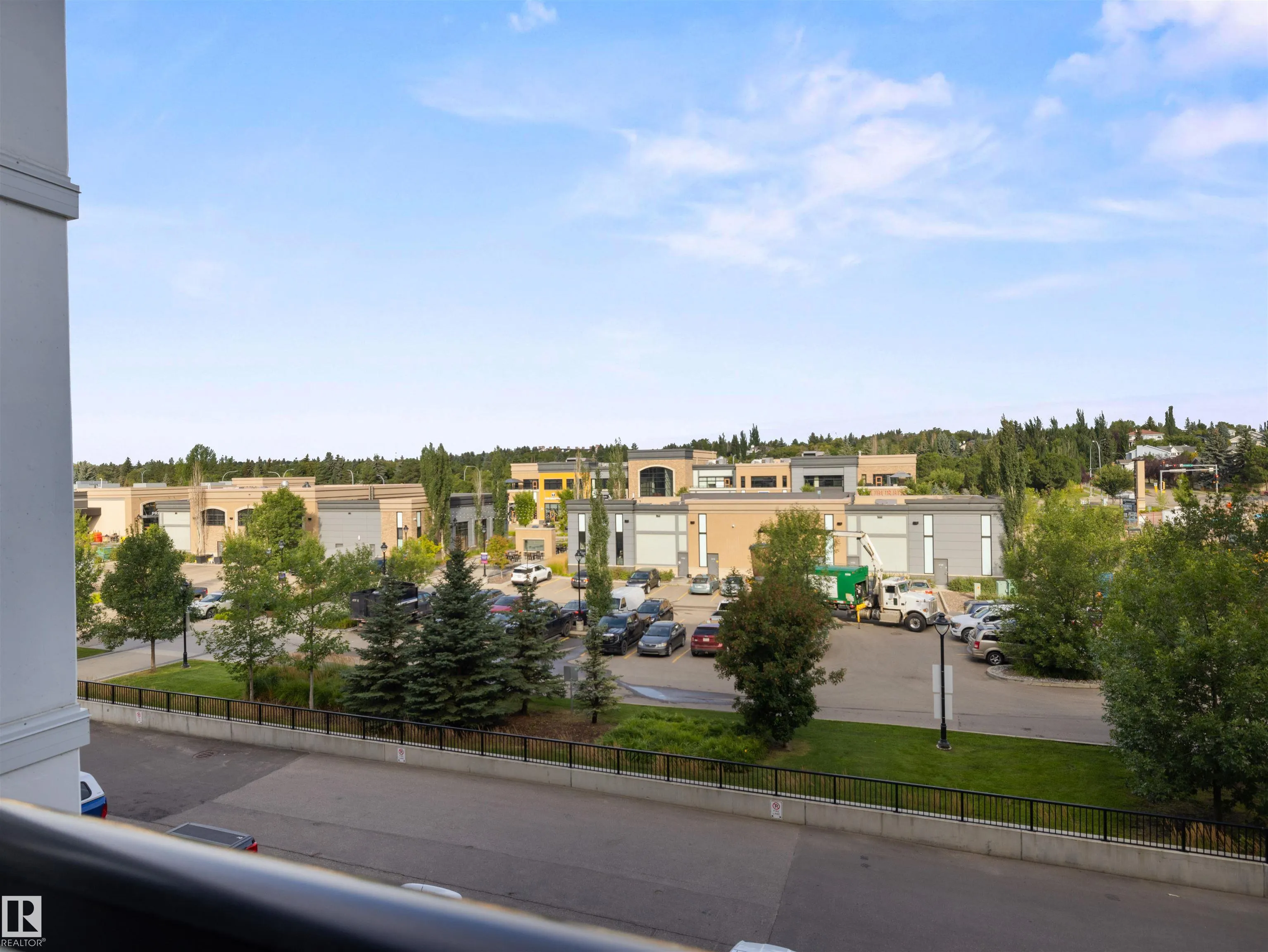 200 BELLEROSE Drive