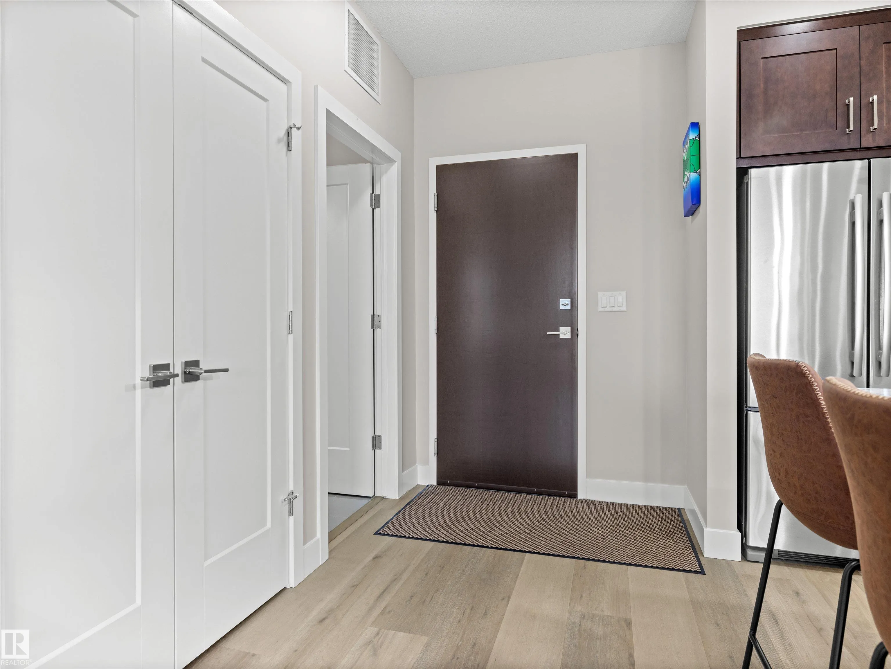 200 BELLEROSE Drive
