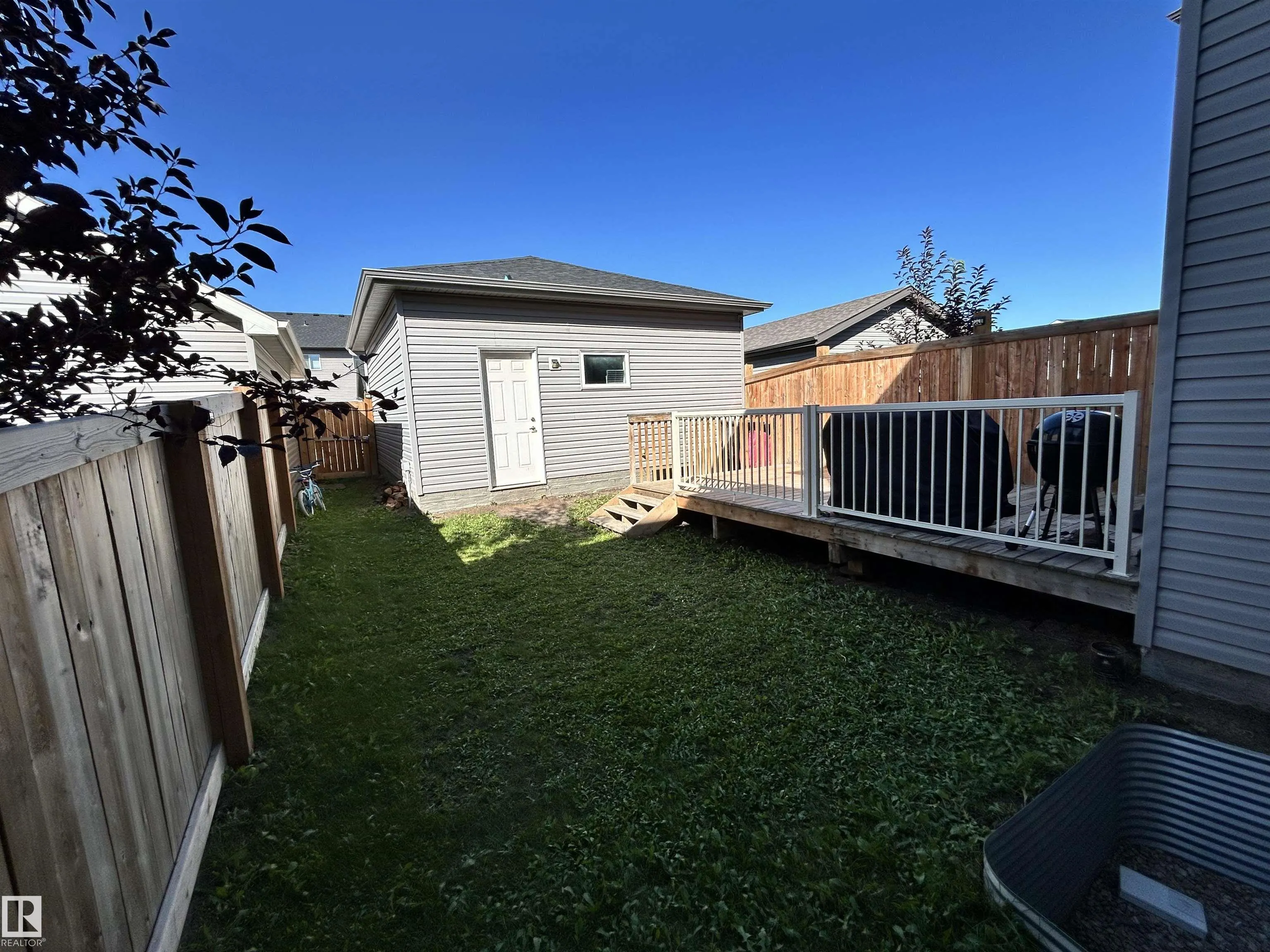 9876 206 Street