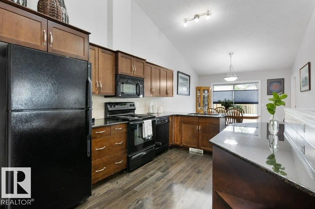 18 NEVIS Close