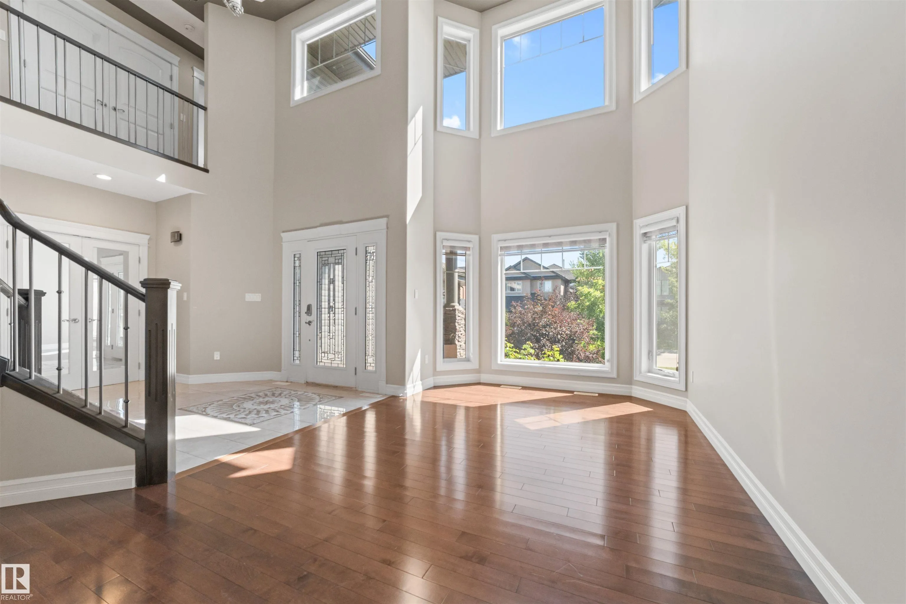 1721 ADAMSON CRESCENT