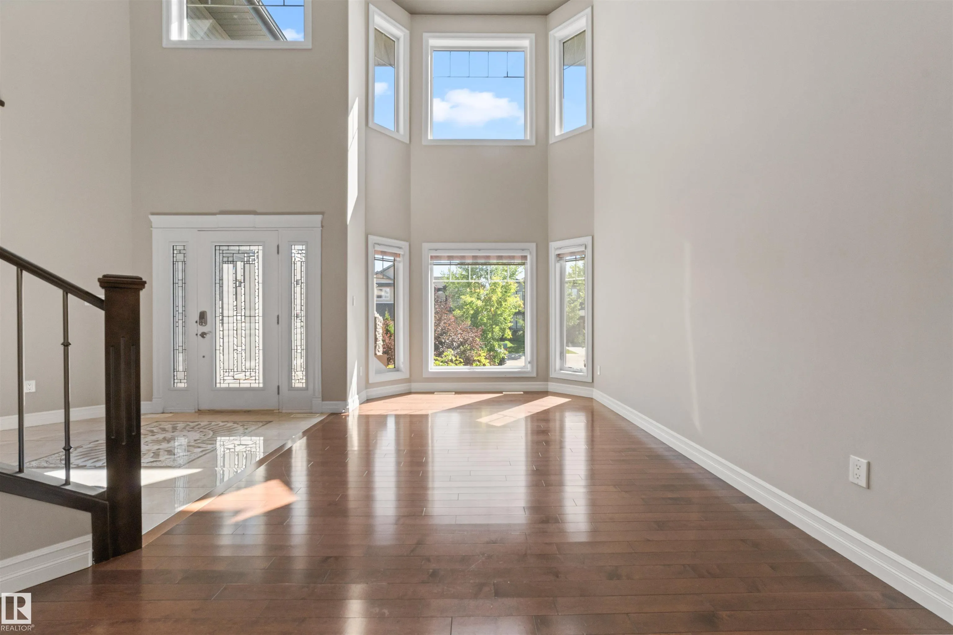 1721 ADAMSON CRESCENT