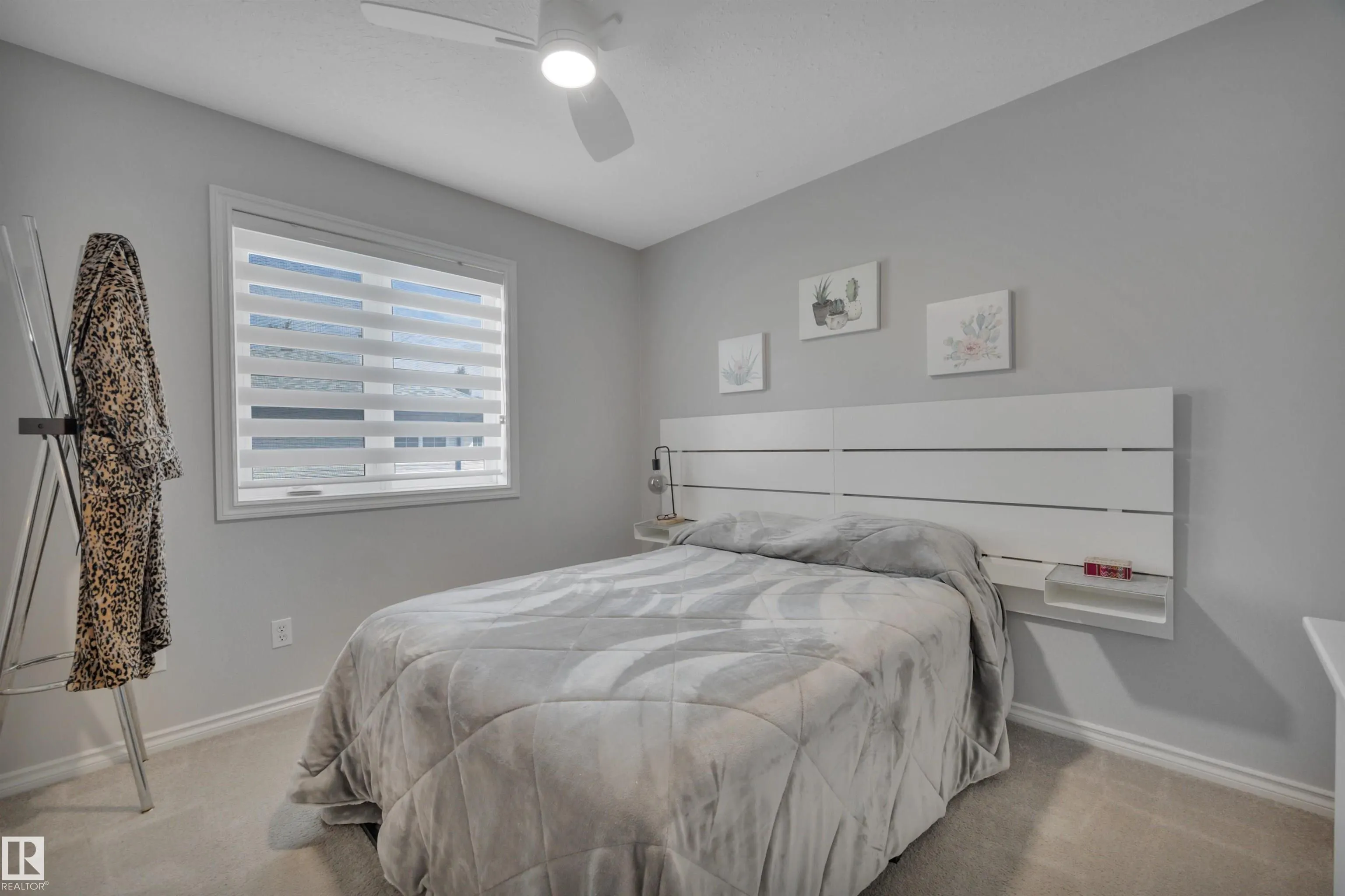 6 WESTLIN Court