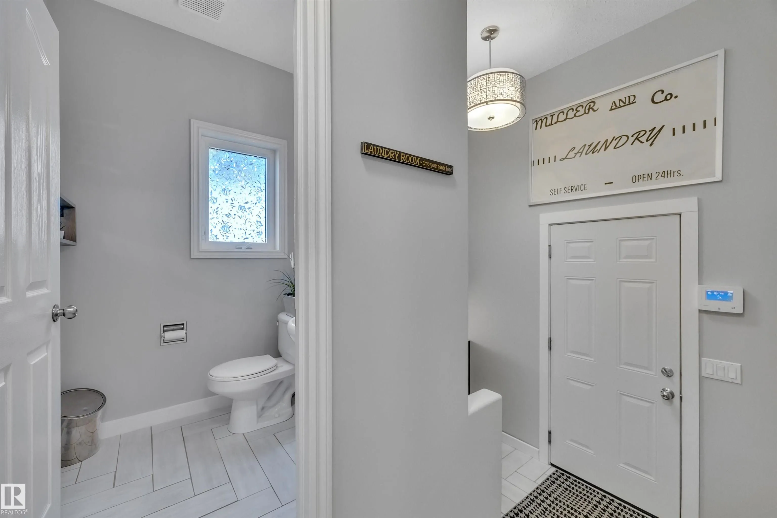 6 WESTLIN Court