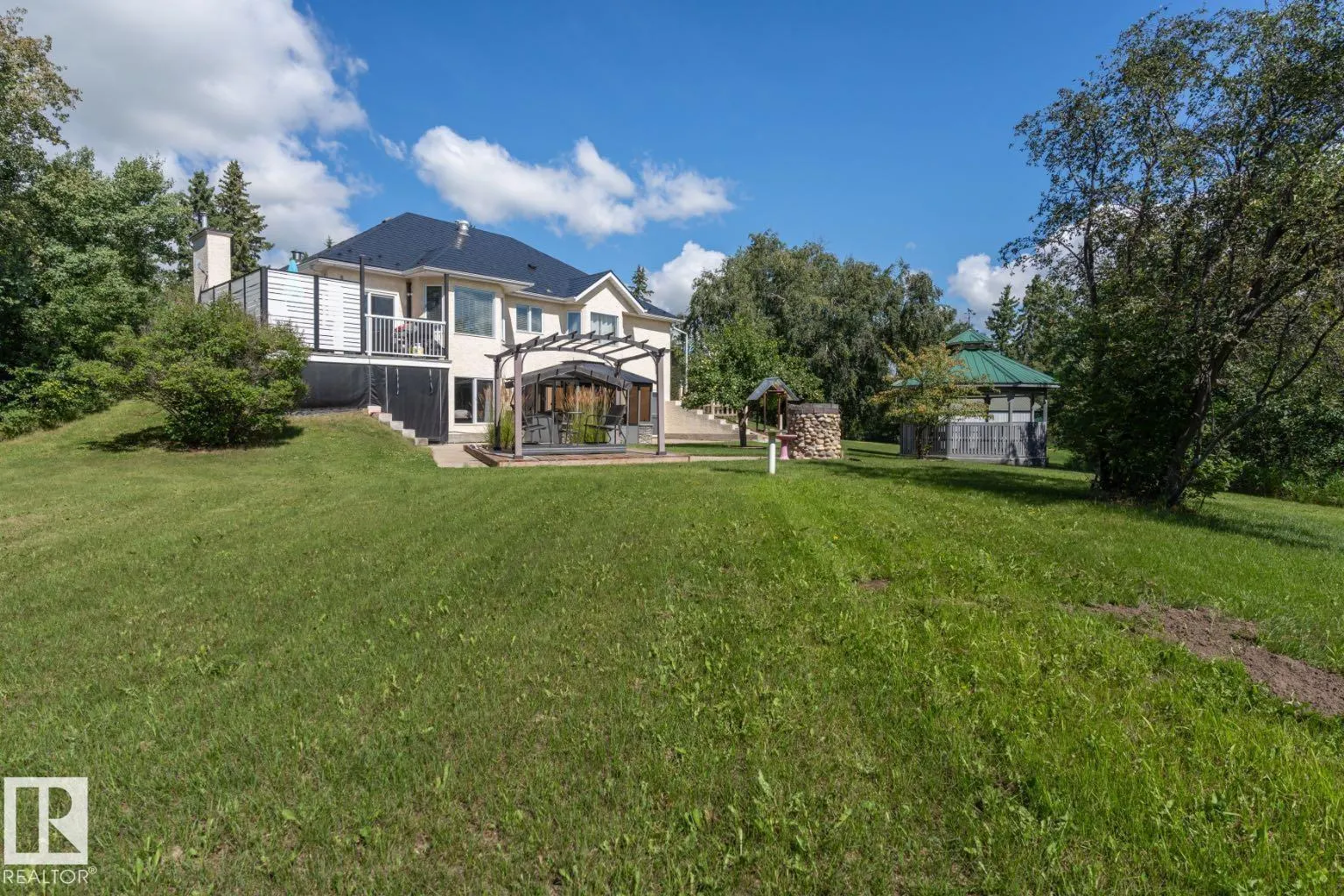 475013 RGE ROAD 243