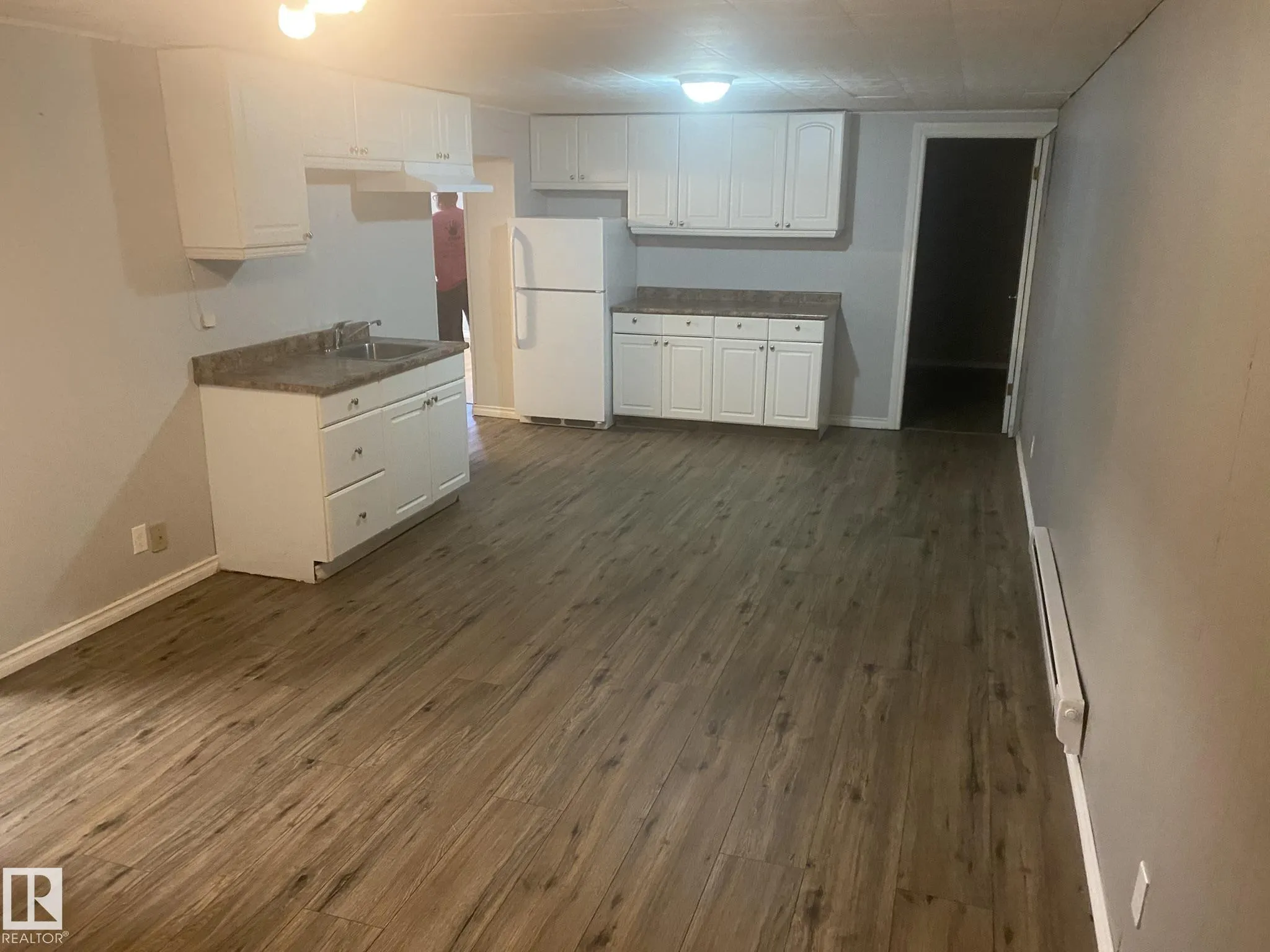 5 ROSS Drive