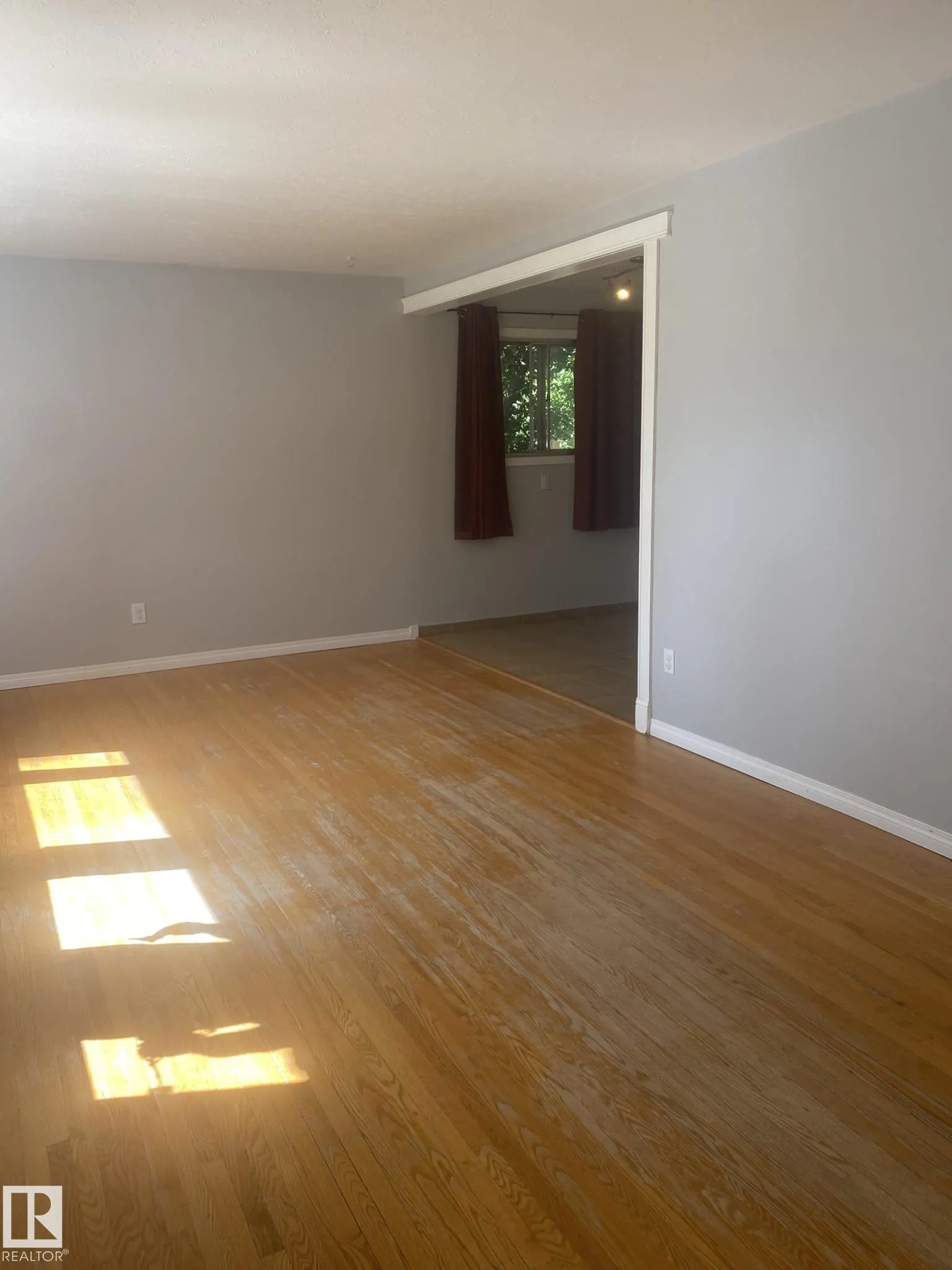 5 ROSS Drive
