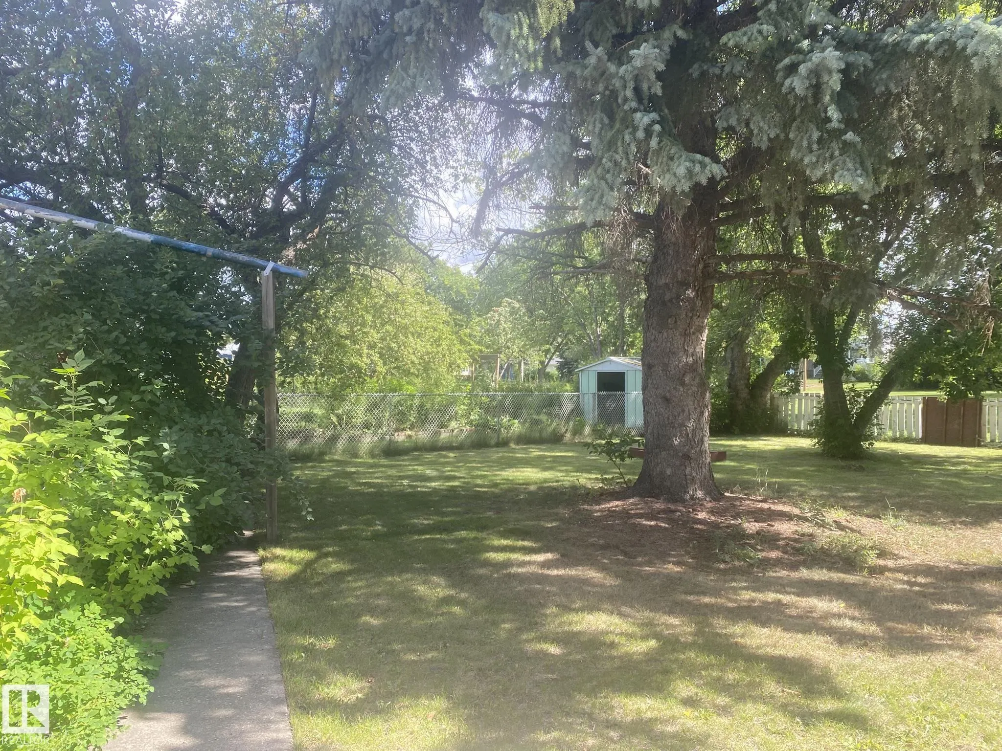 5 ROSS Drive