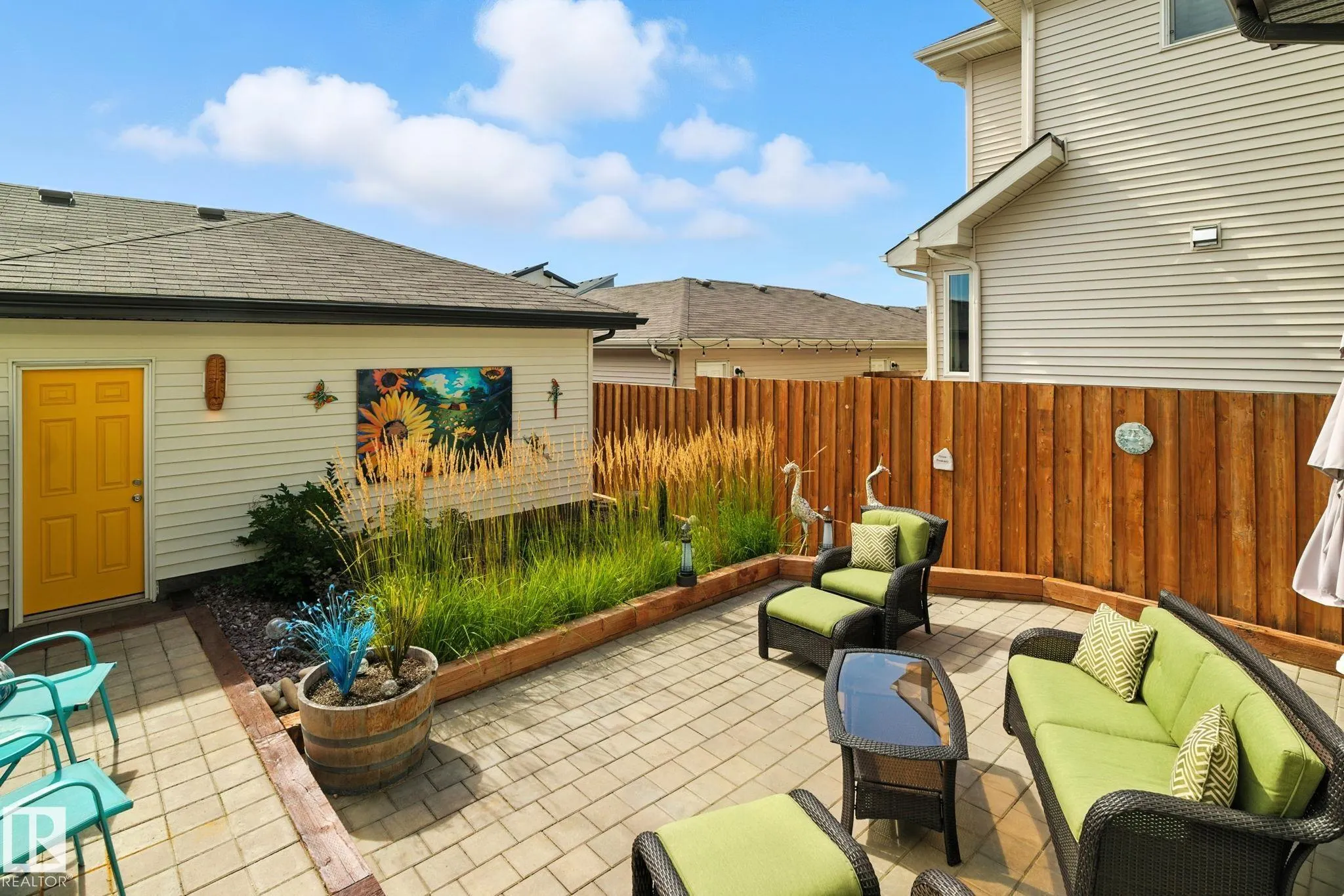 931 MORRIS Way