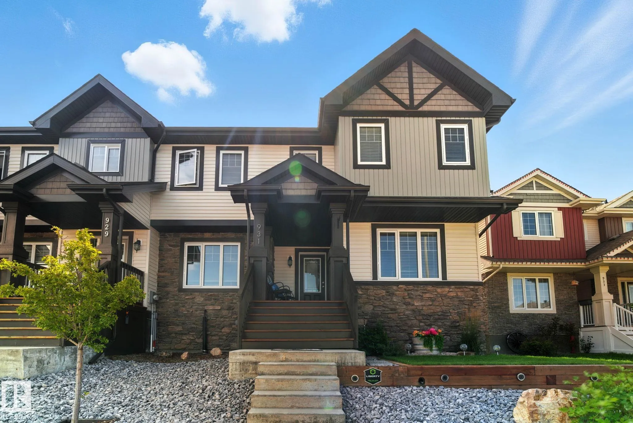 931 MORRIS Way