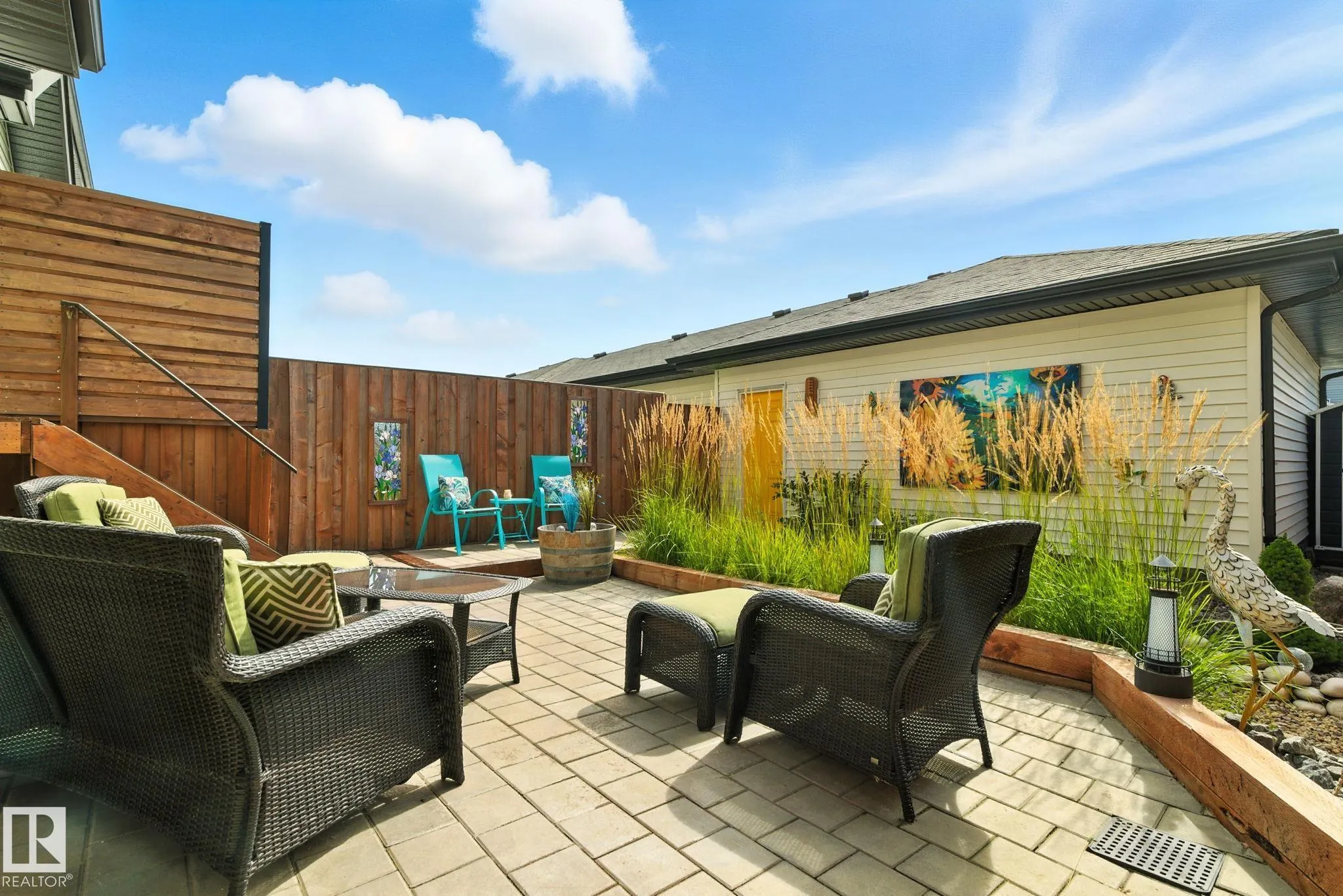 931 MORRIS Way