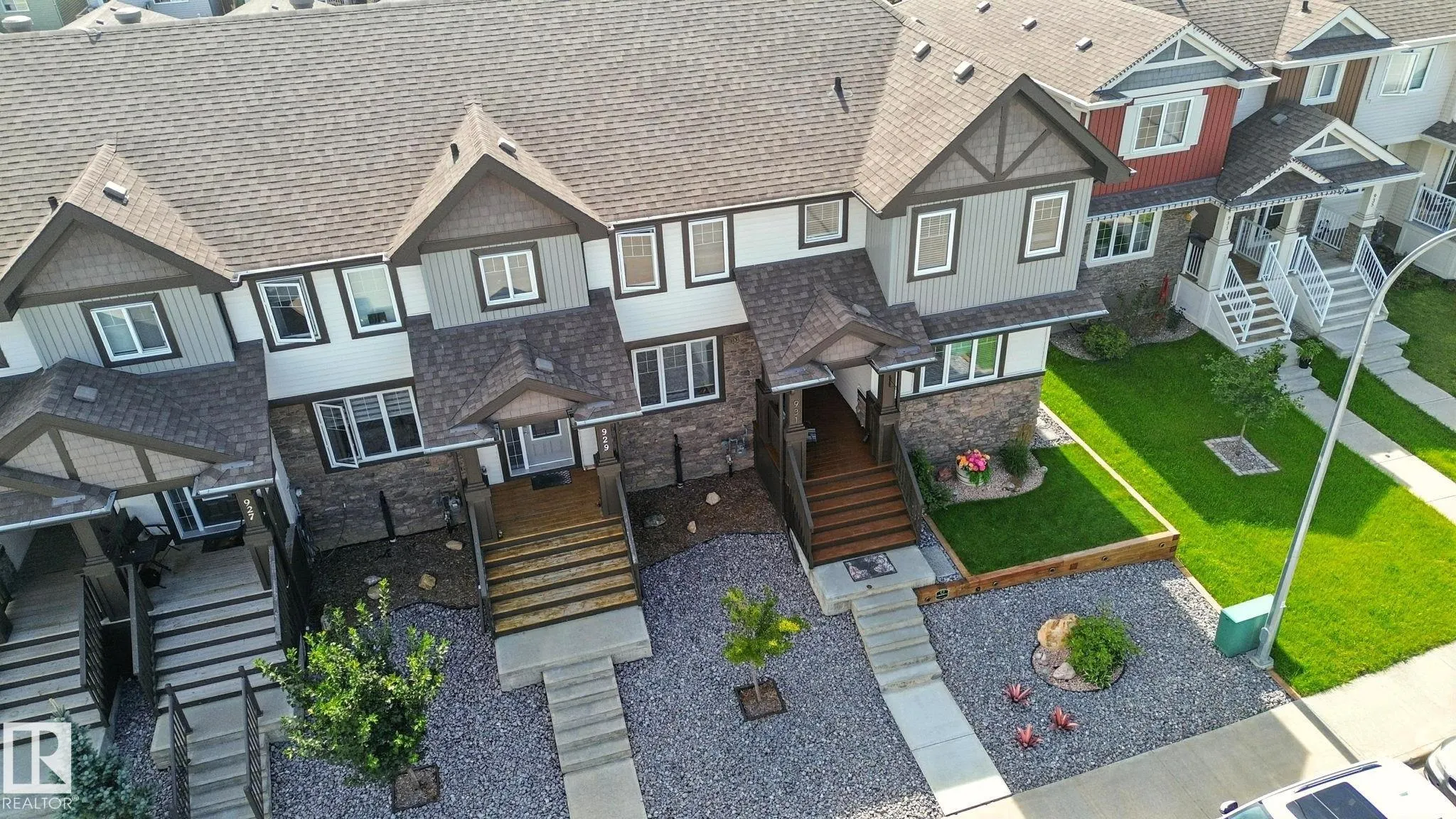 931 MORRIS Way