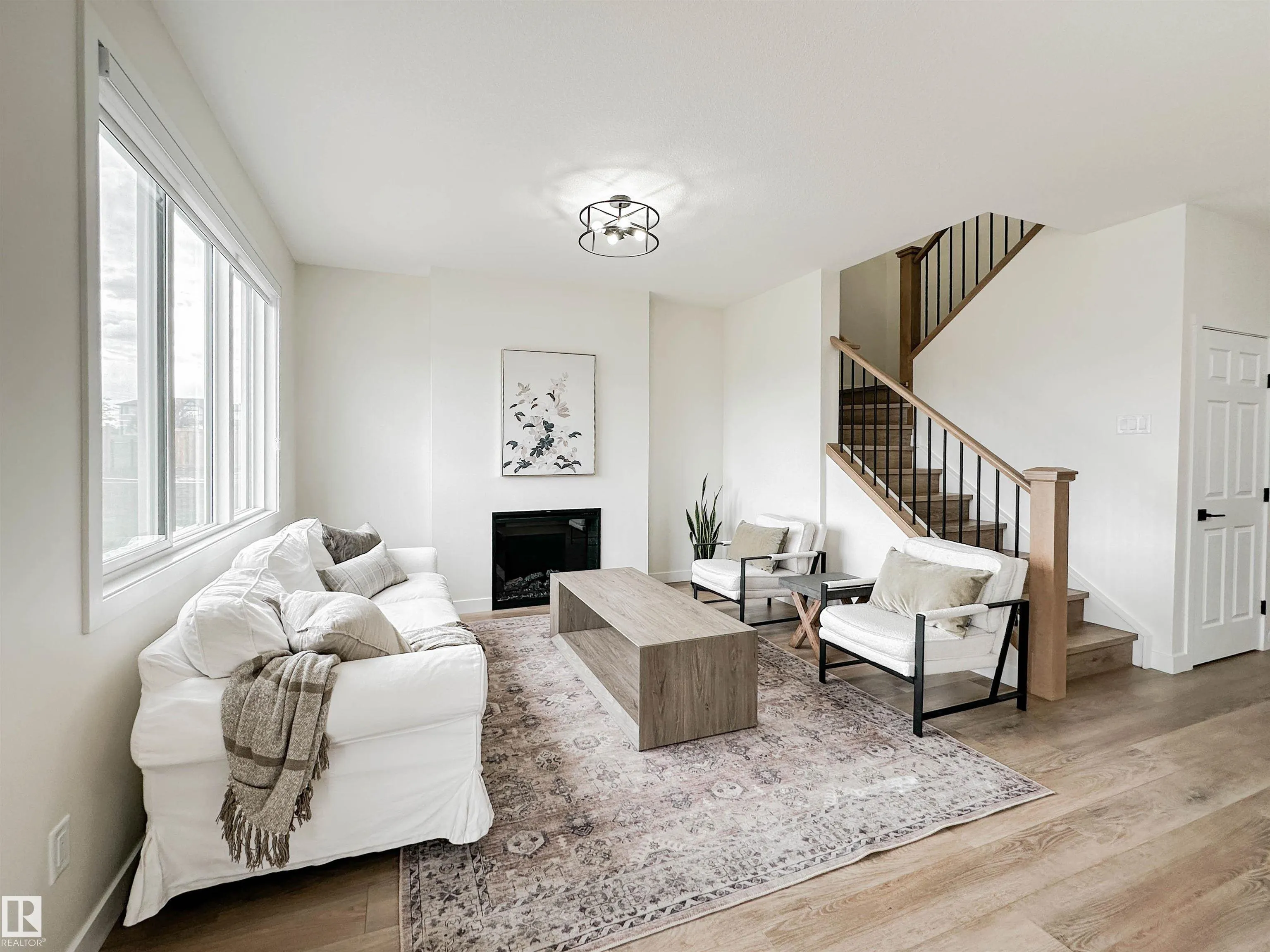 13007 213 Street