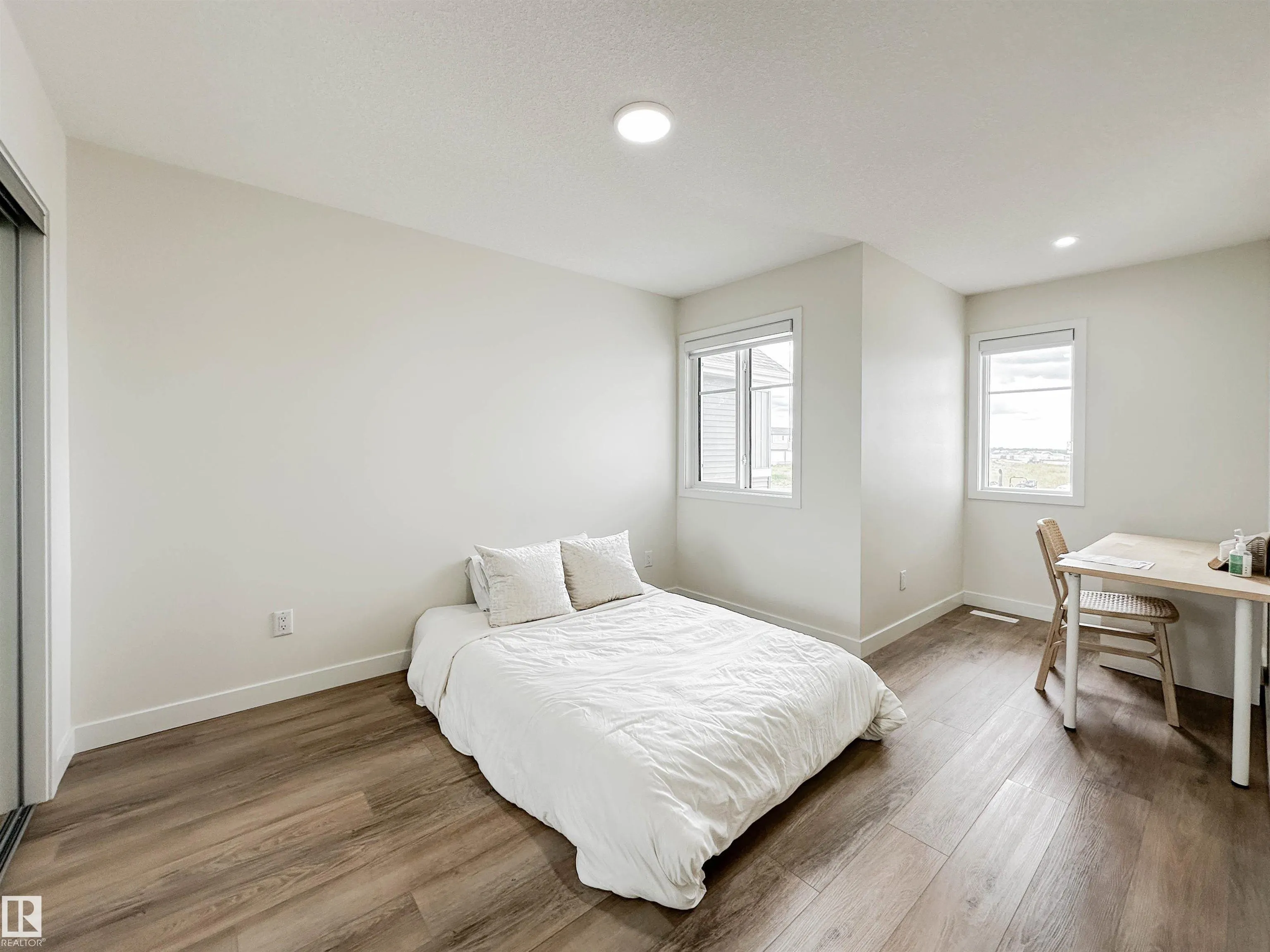 13007 213 Street