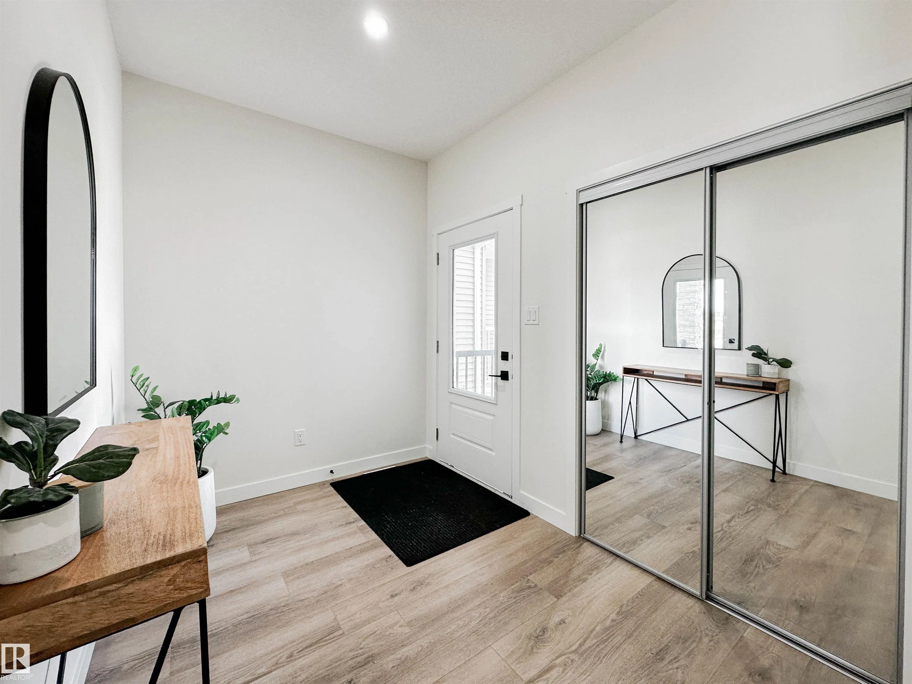 13007 213 Street