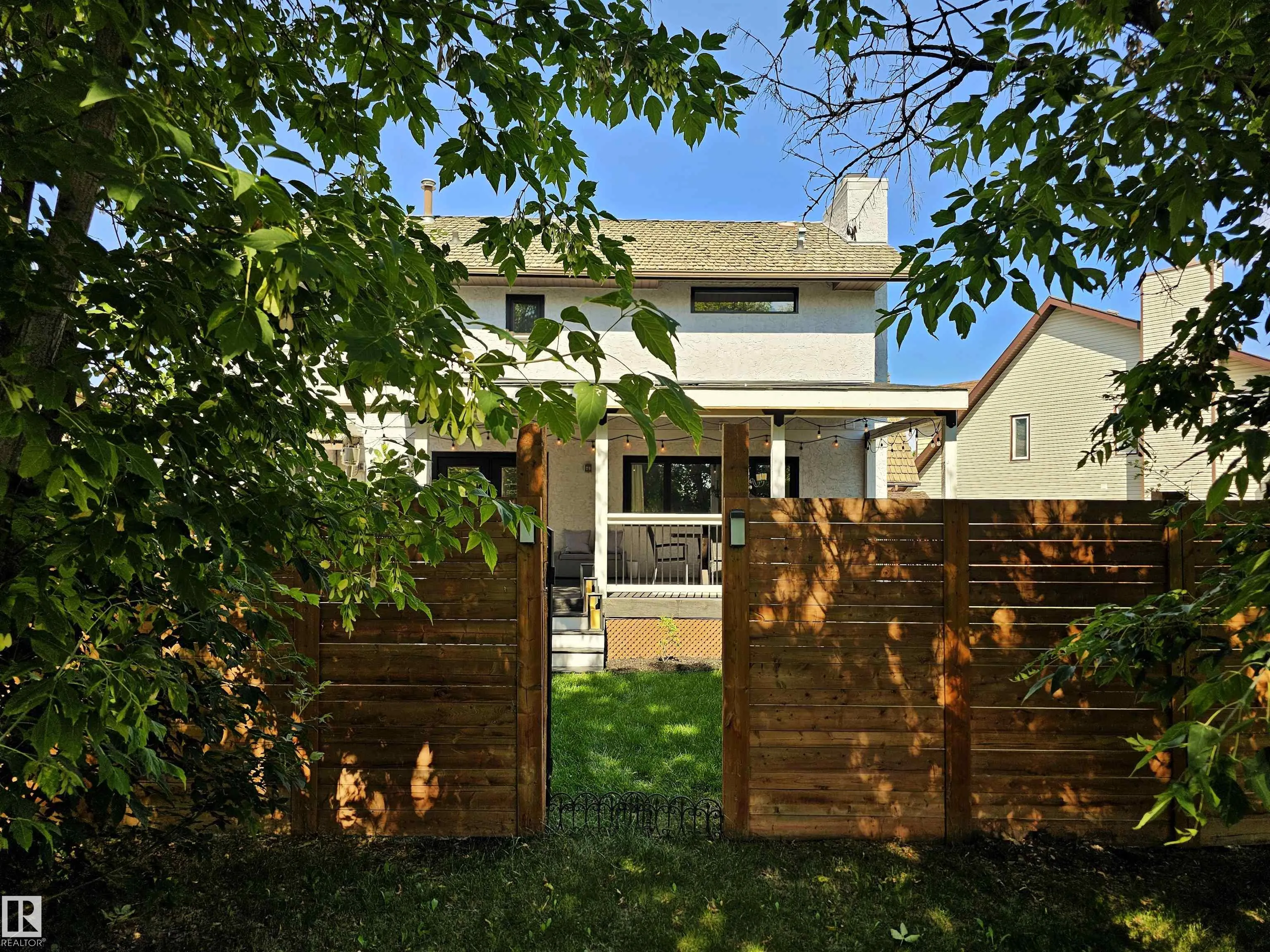 50 PEMBROKE Crescent