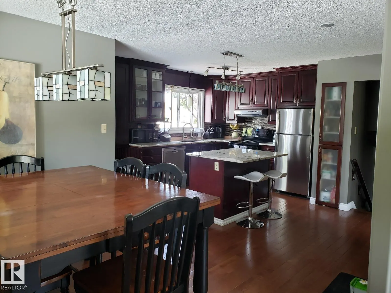 16 LAROSE Drive