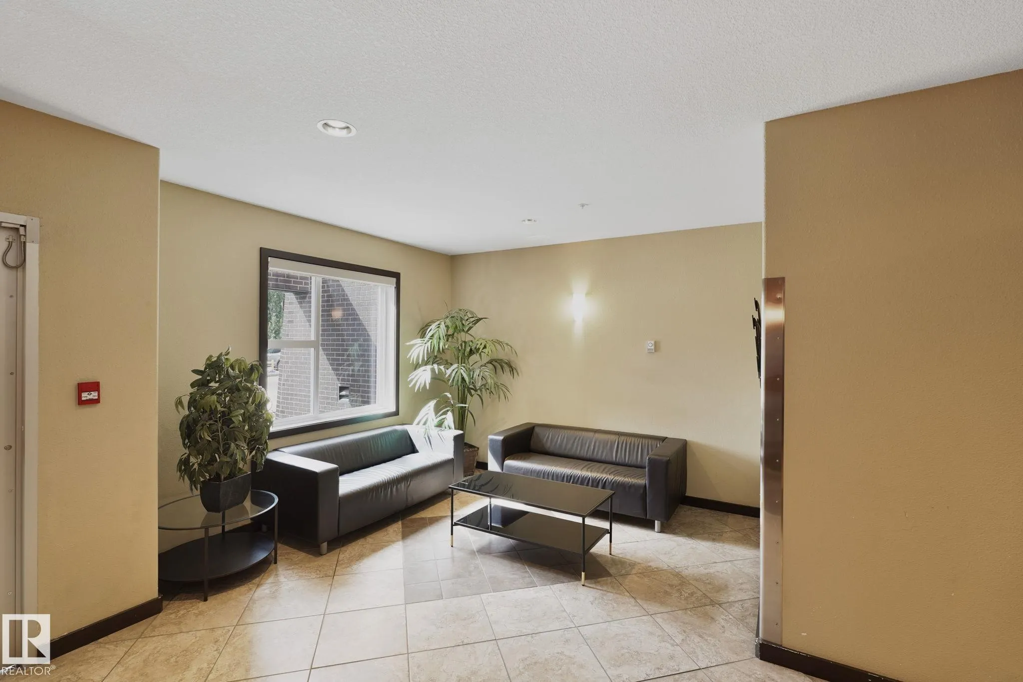 304 Ambleside Link